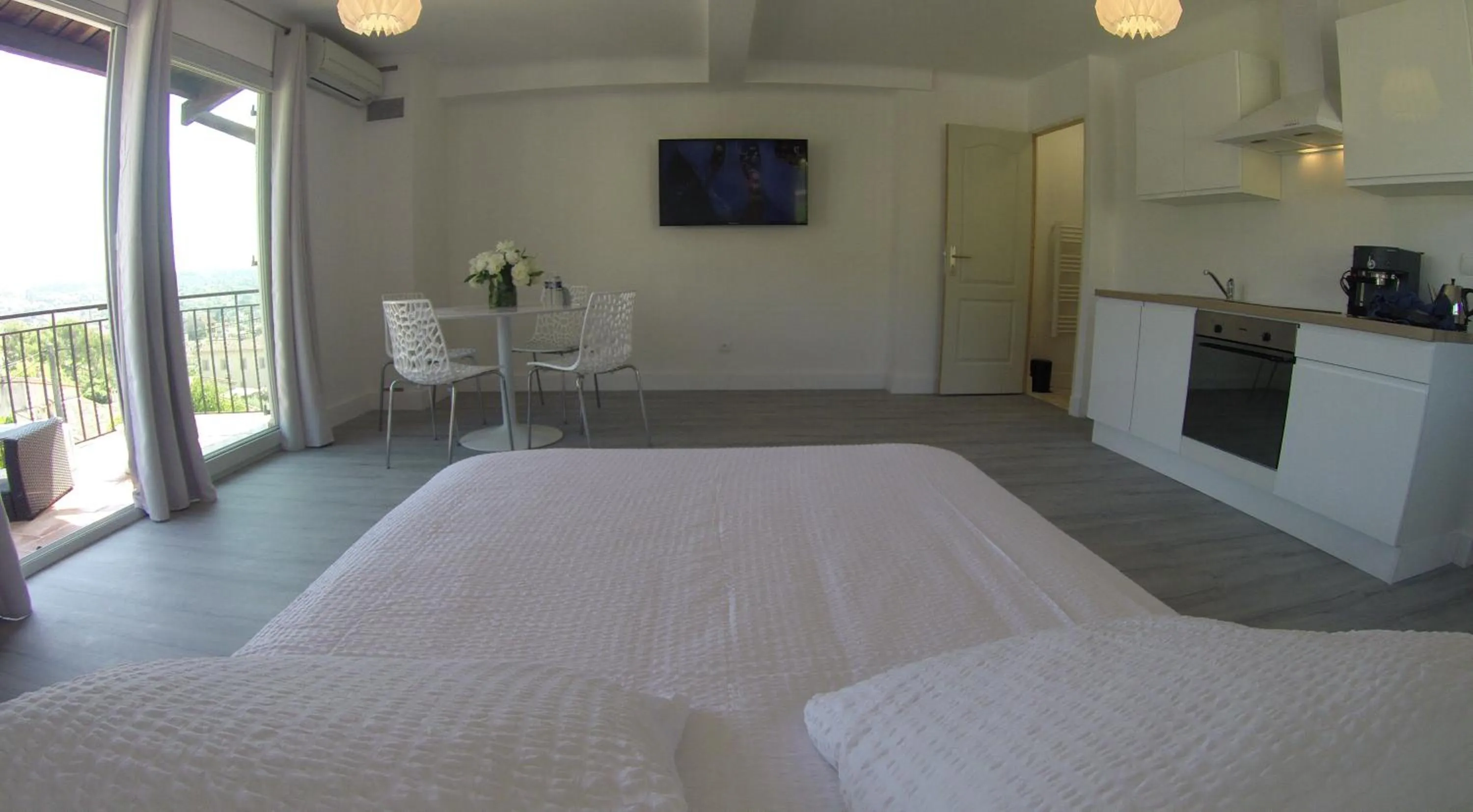 Bed in Maison Carles BnB