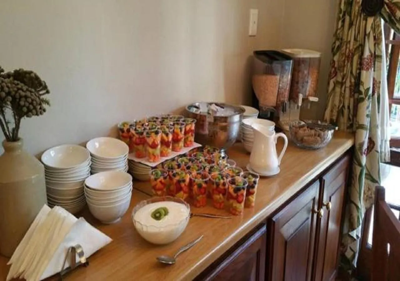 Continental breakfast in Beaufort Manor Country Lodge