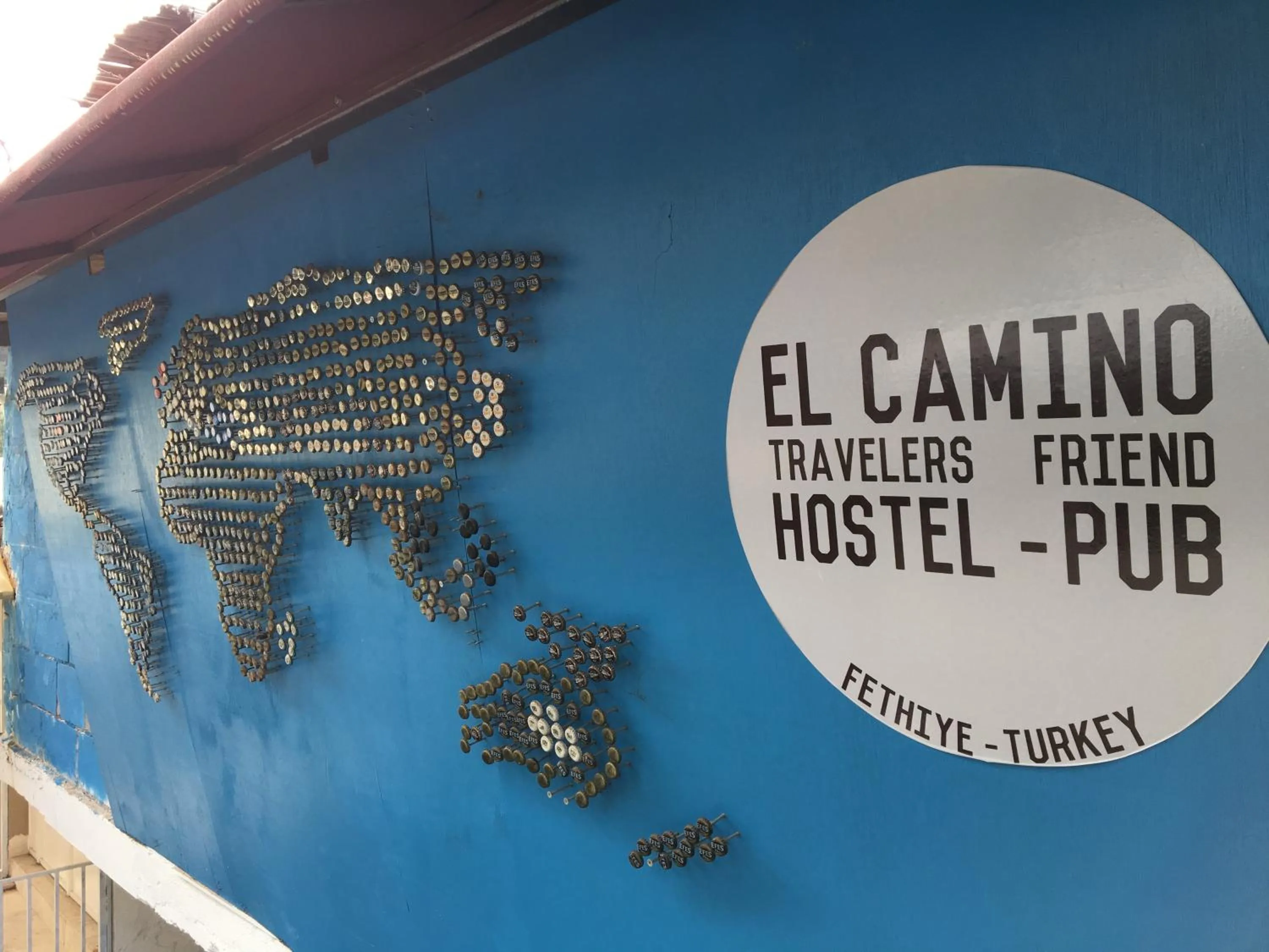 Facade/entrance in El Camino Hostel & Pub