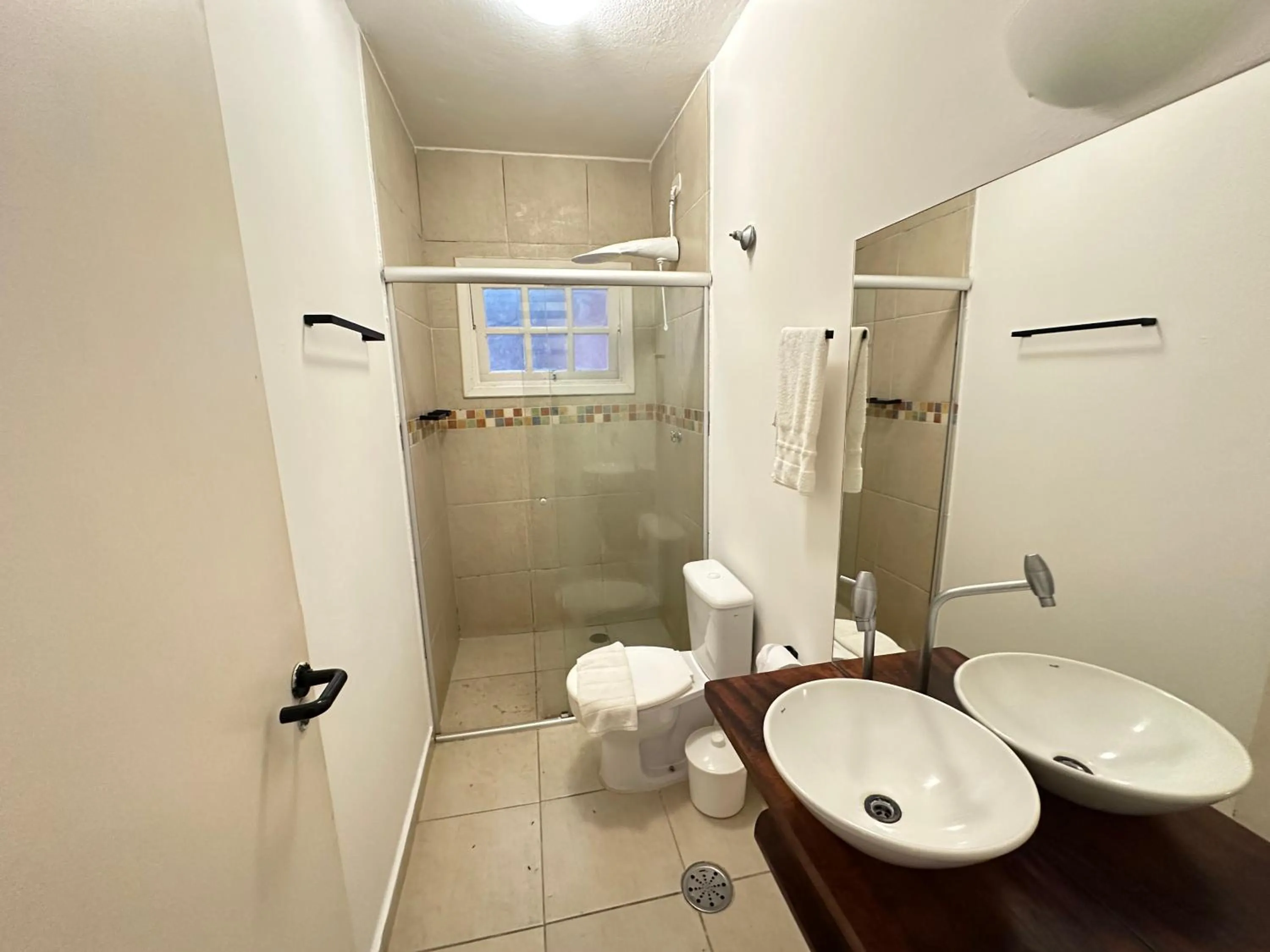 Shower in Pousada Pantai Maresias