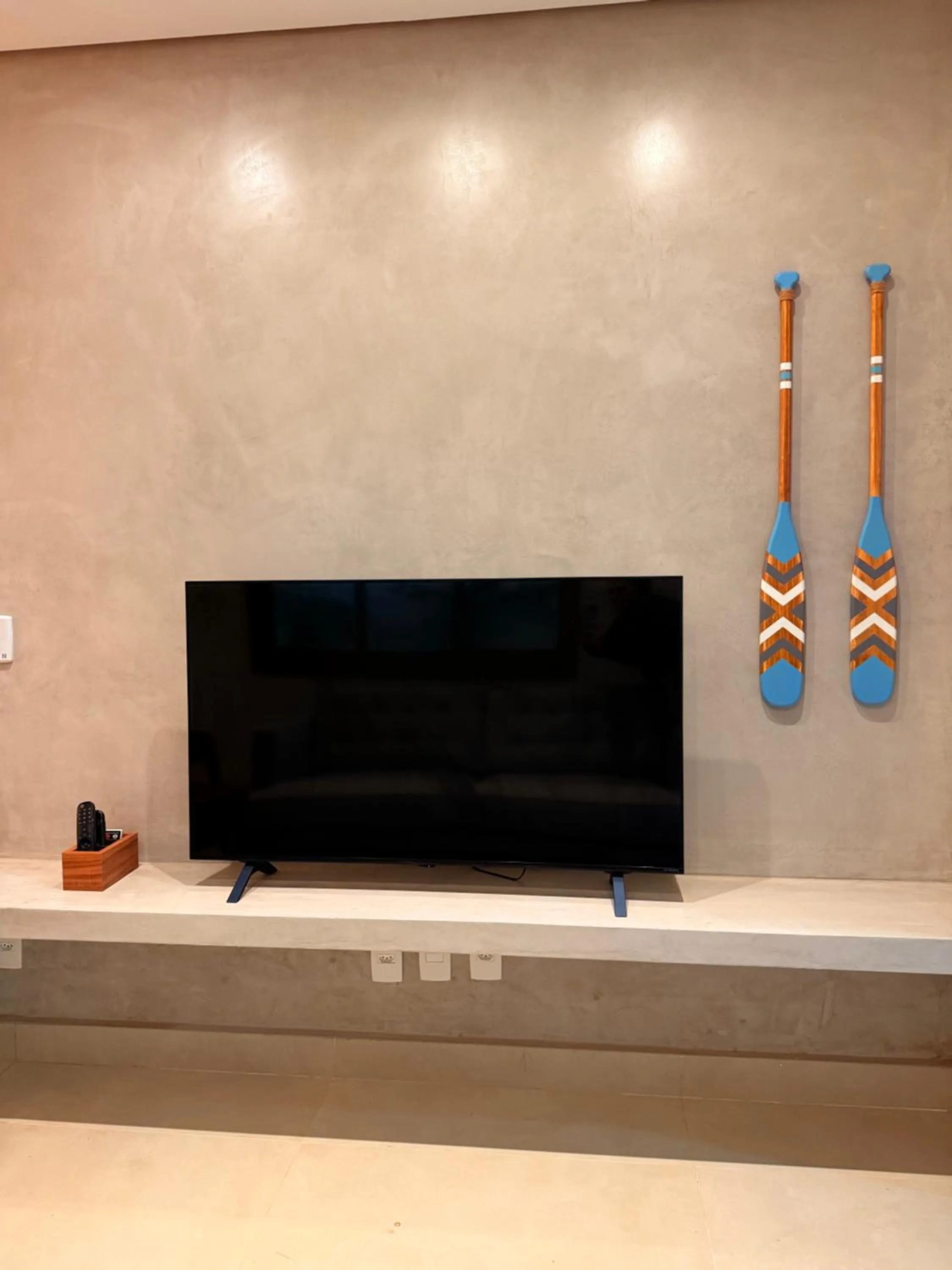 TV and multimedia in Pousada Pantai Maresias