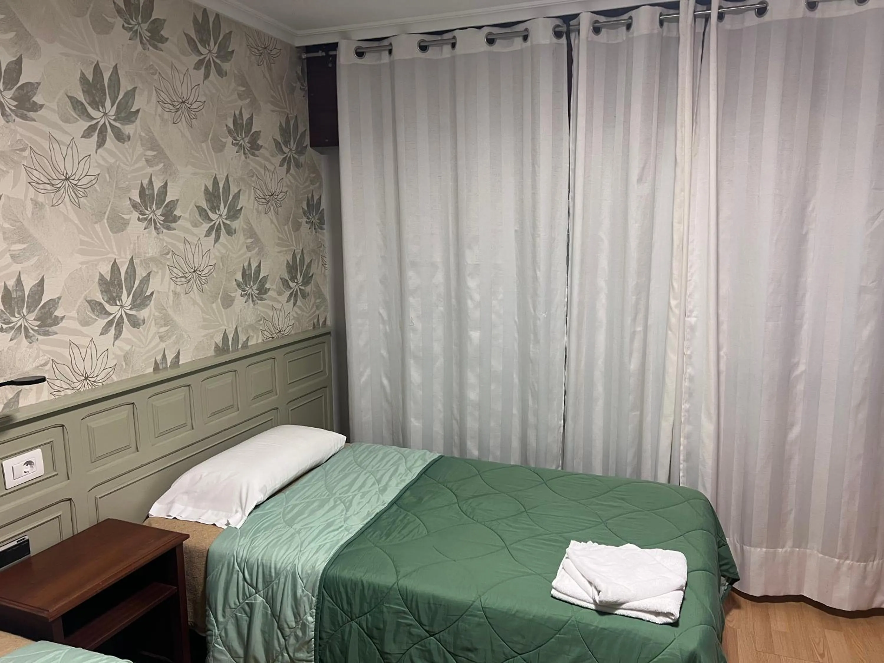 Bedroom, Bed in Hotel Celta Galaico