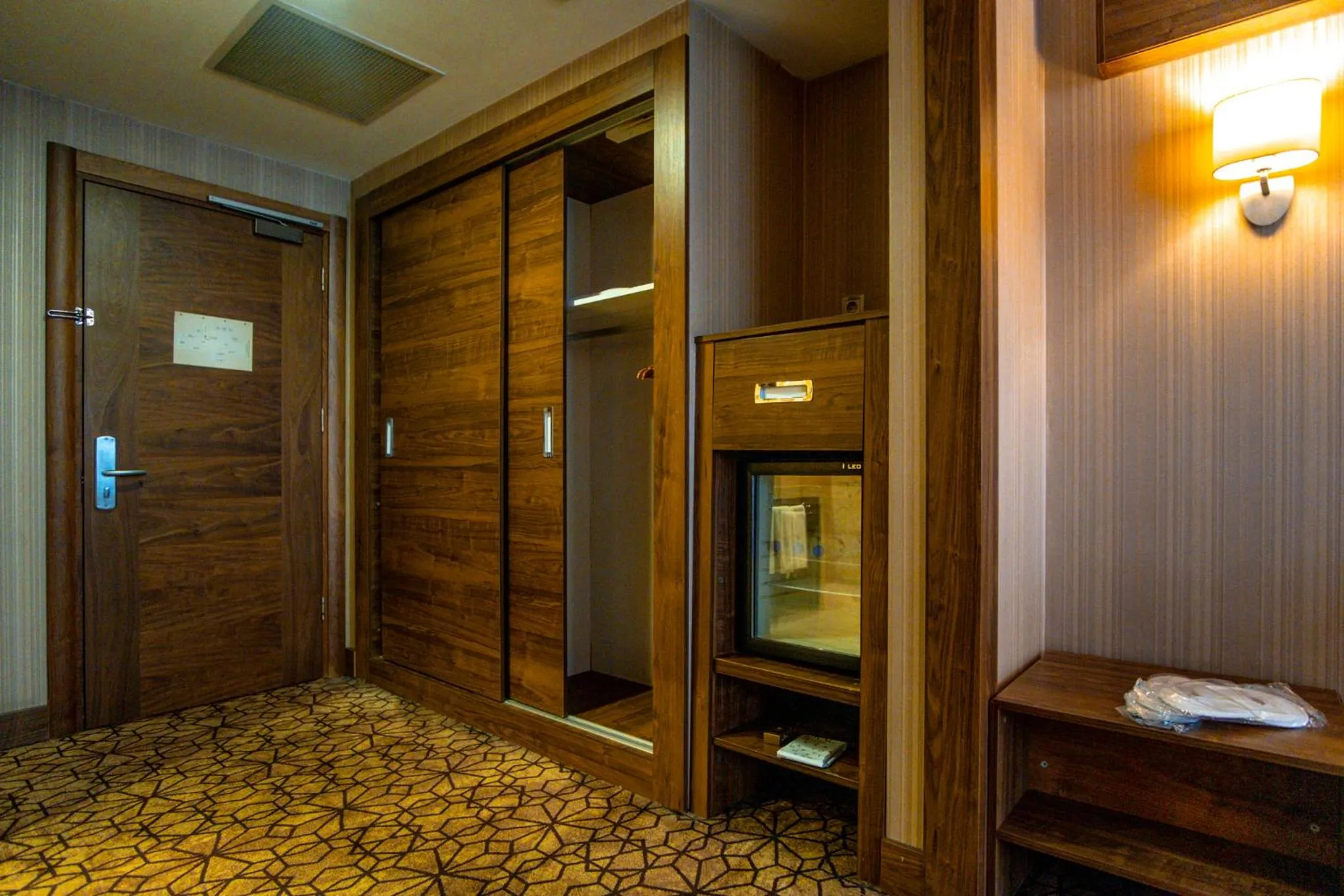 wardrobe in Royal Hotel Inegol