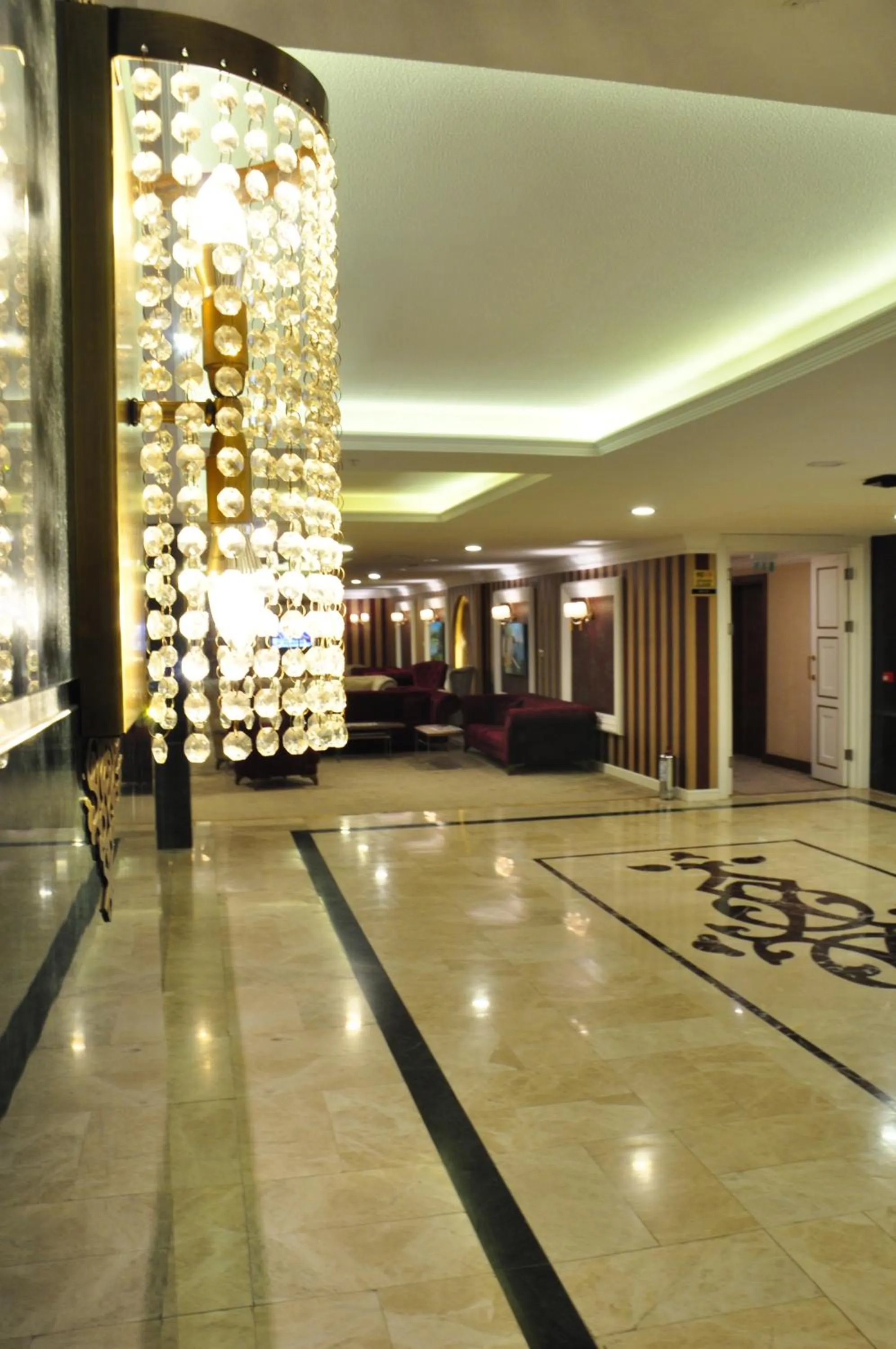 Area and facilities in Royal Hotel Inegol