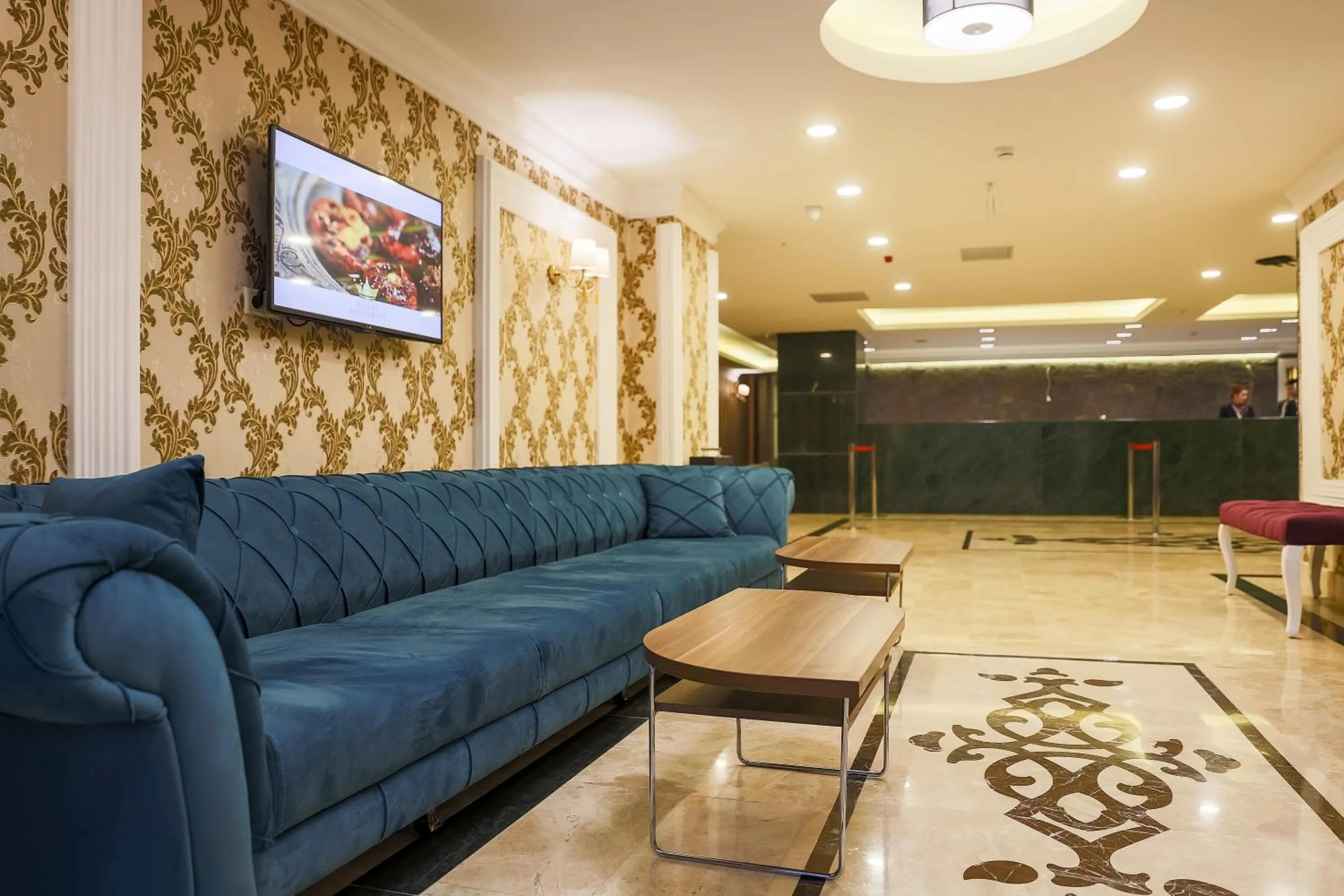 Lobby or reception in Royal Hotel Inegol