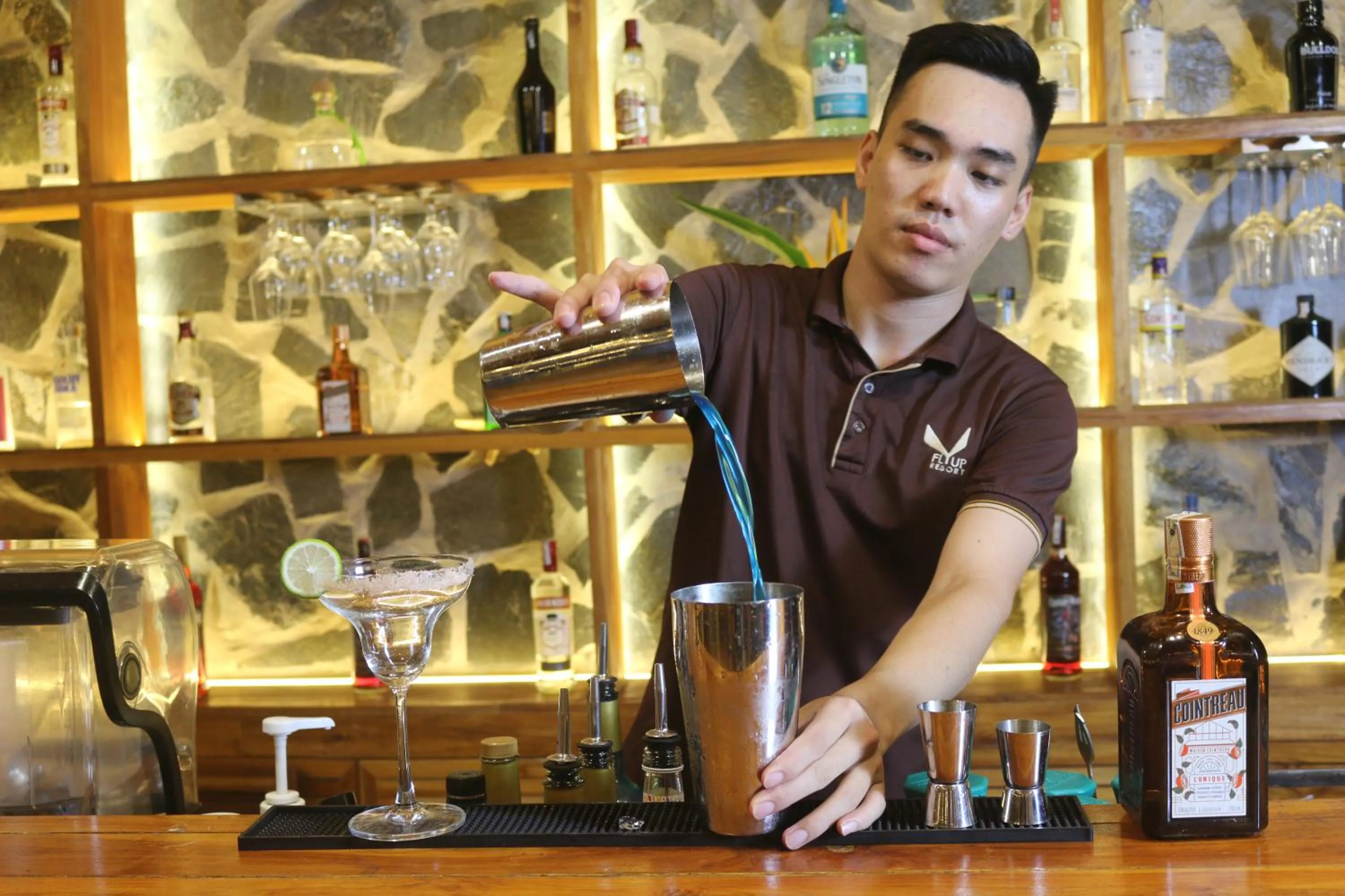 Lounge or bar in Fly Up Resort