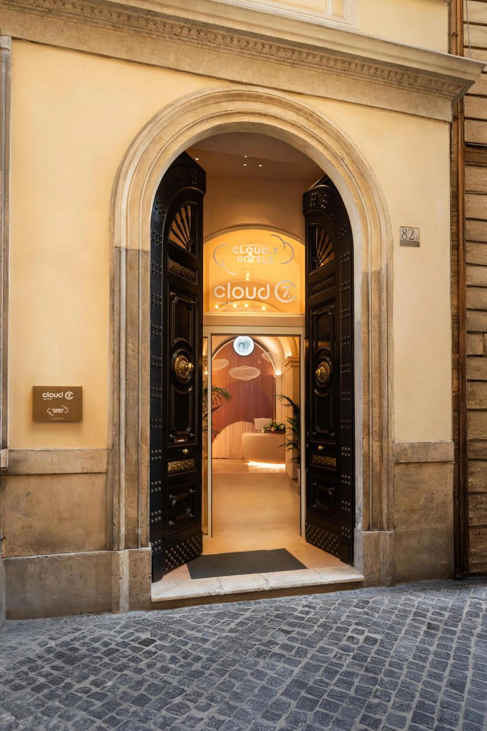 Facade/entrance in Cloud 7 Roma Hotel