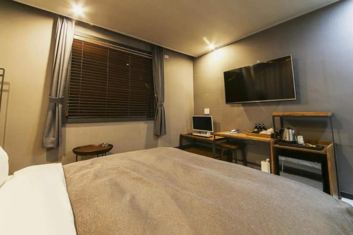 Bed in Hotel Browndot Myeongseo Convention