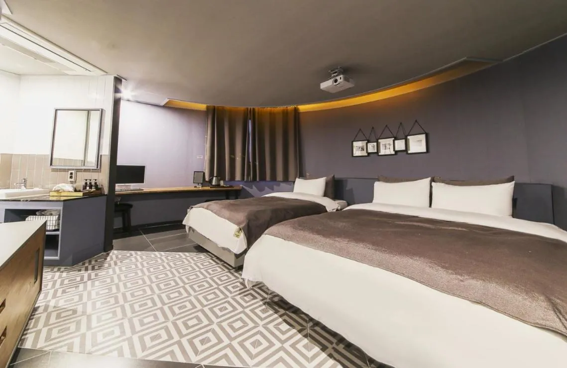 Bed in Hotel Browndot Myeongseo Convention