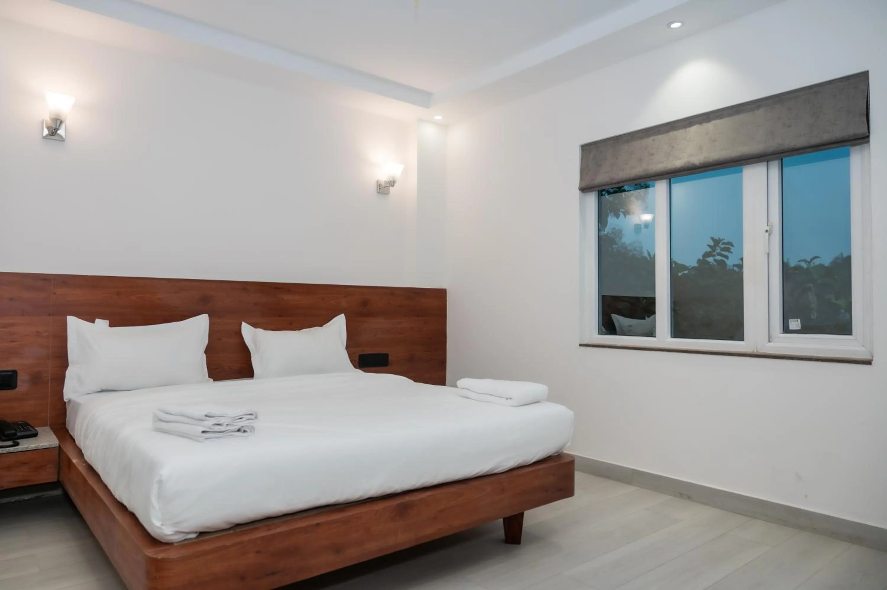 Bed in Gold Inn Exotica