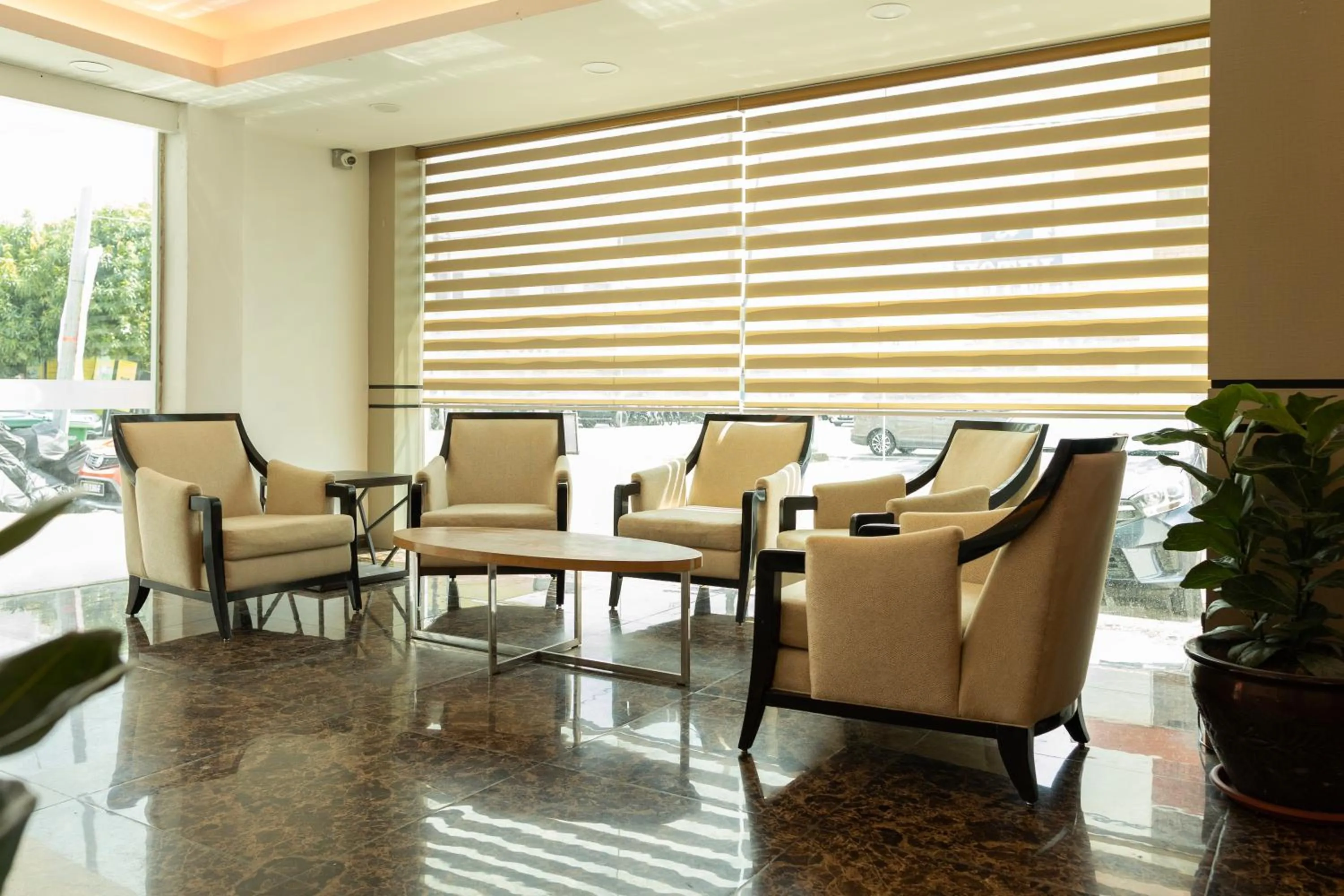 Seating area in De Swift Hotel