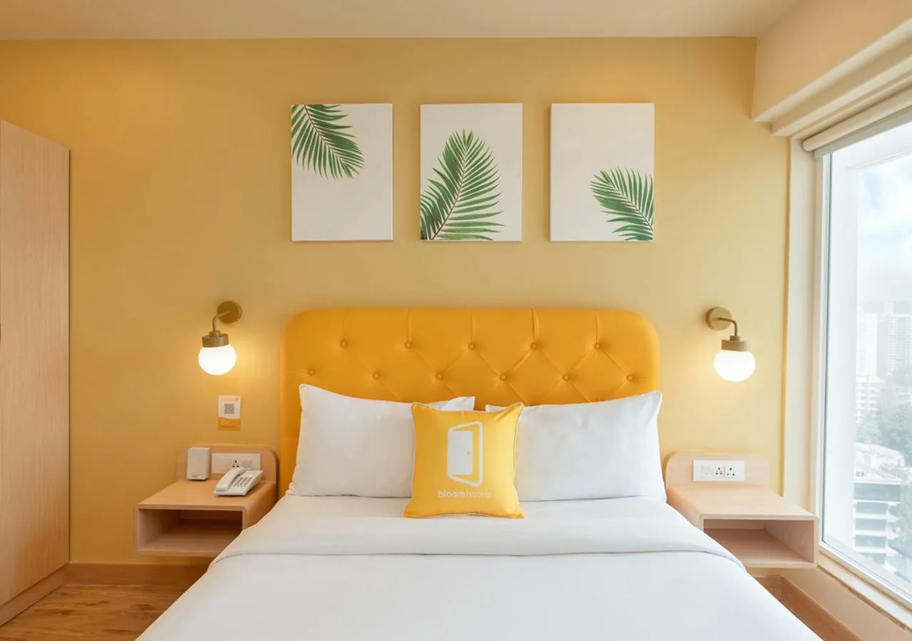 Photo of the whole room, Bed in Bloom Hotel Saki Vihar Powai