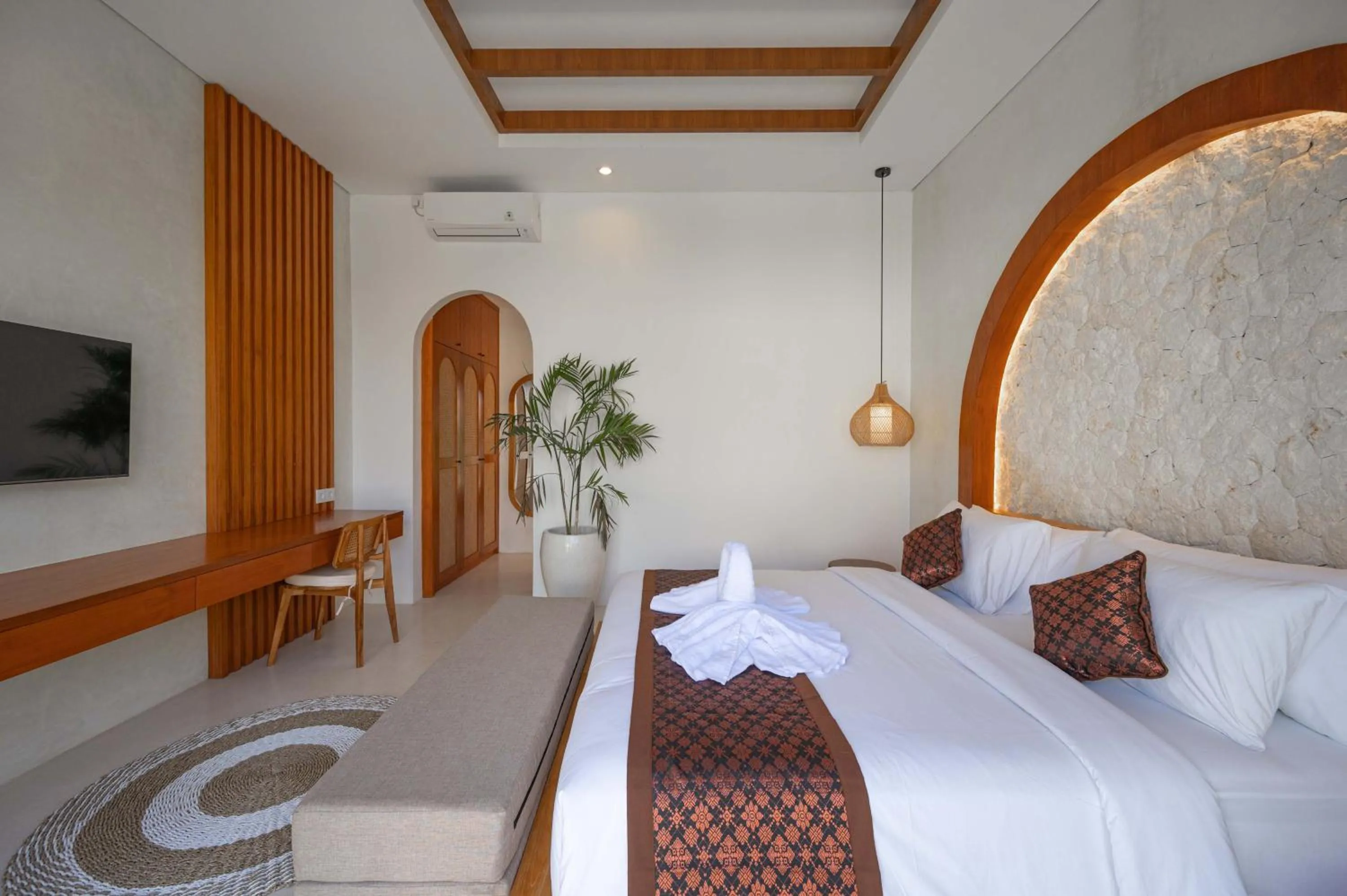 Bed in The Adya Hidden Villa Ubud
