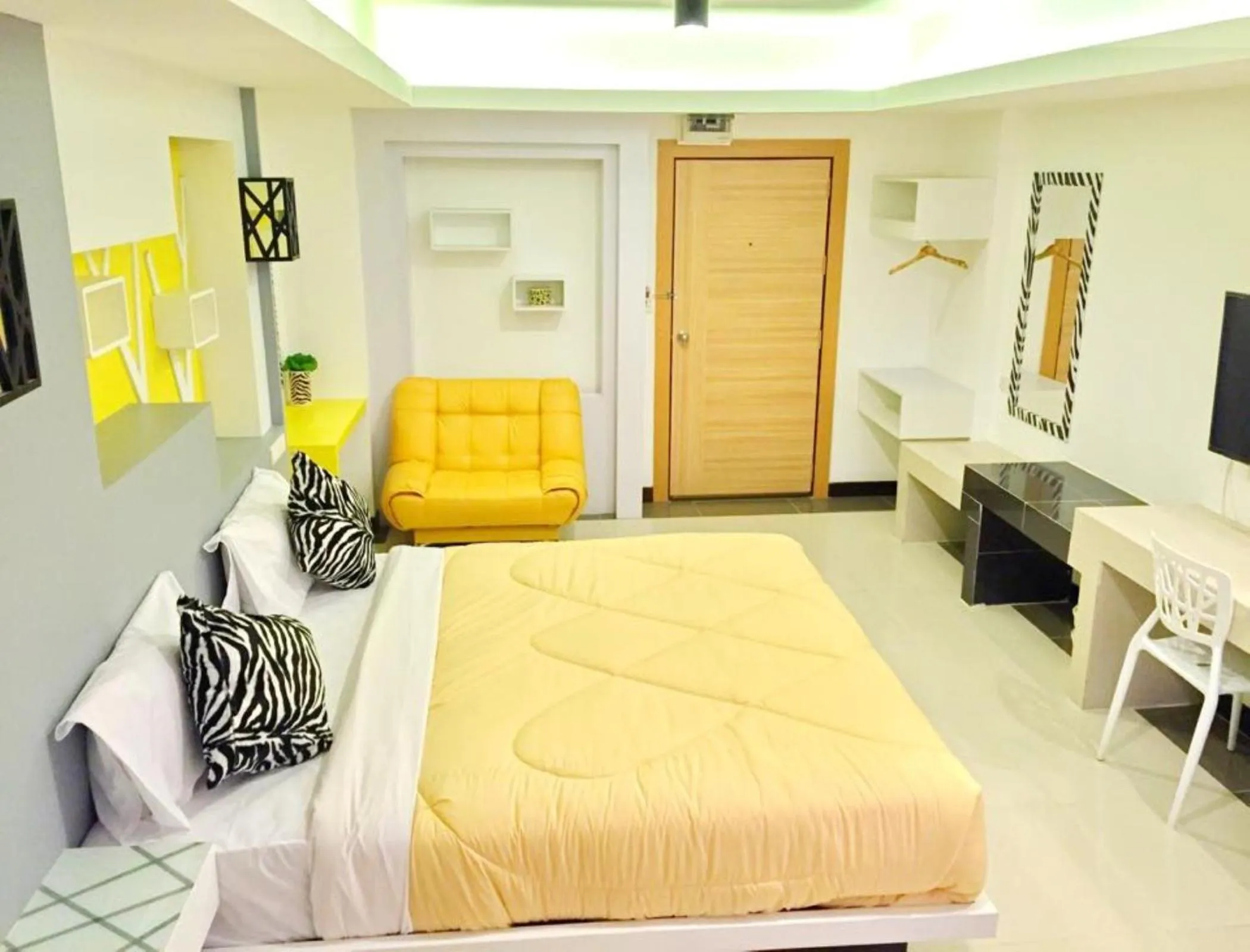 Bedroom, Bed in Win Hotel Phayao