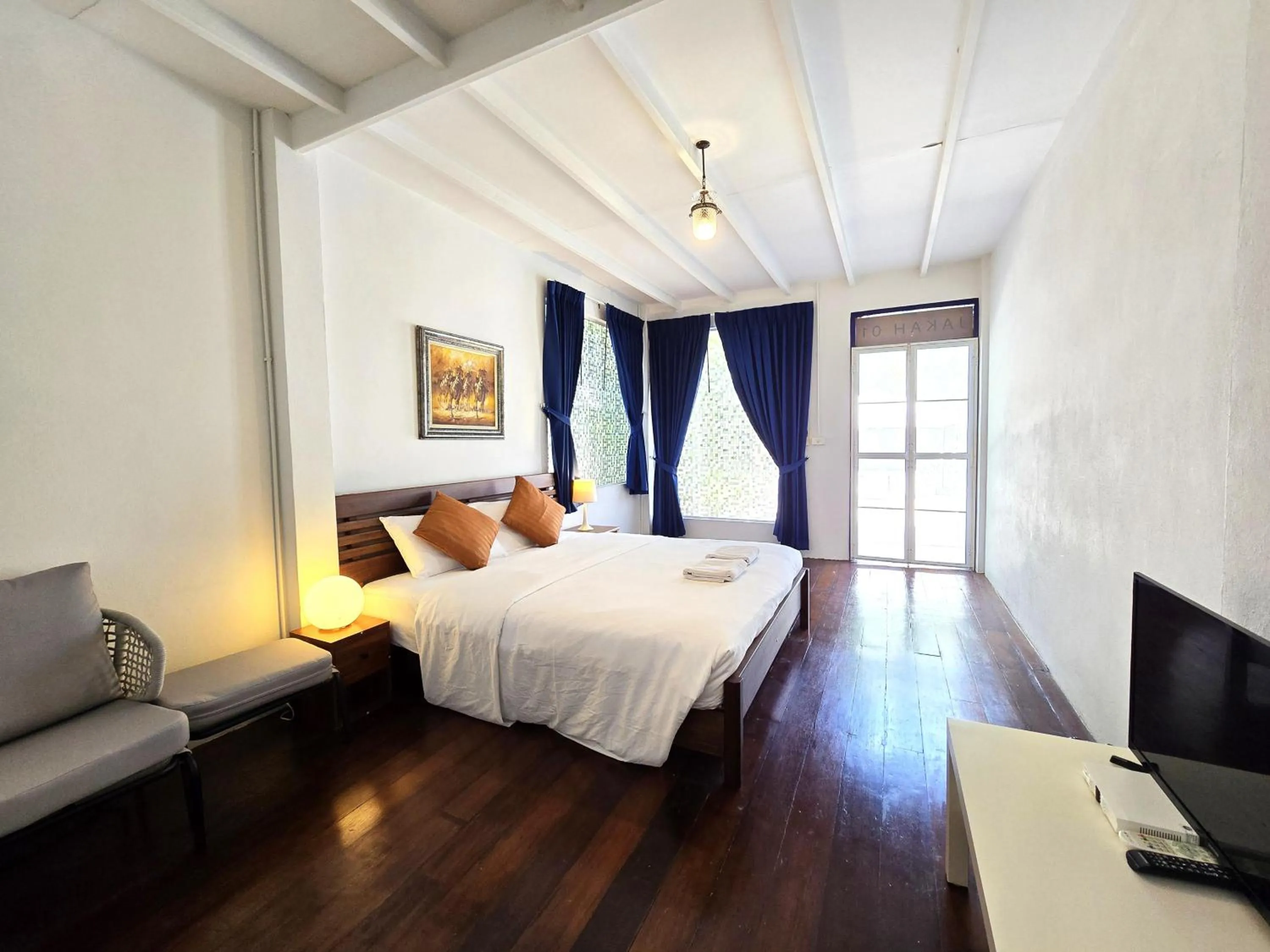 Bed in Arthit -Tara Lodge