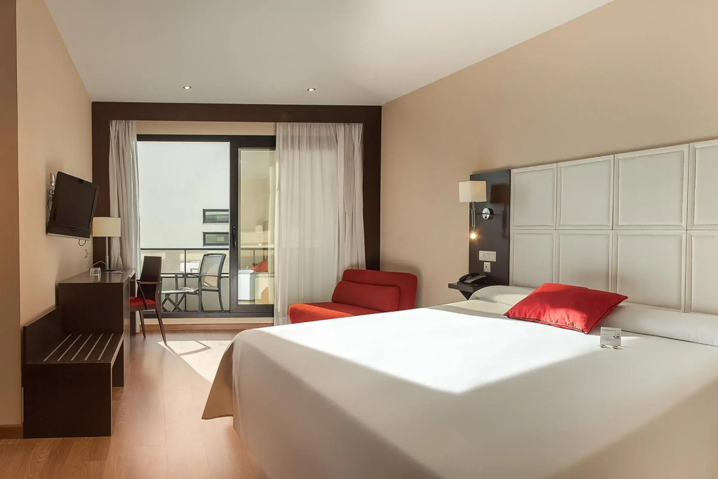 Family Room (3 Adults + 1 Child) in RH Don Carlos & Spa Family Room (3 Adults + 1 Child) in RH Don Carlos & Spa