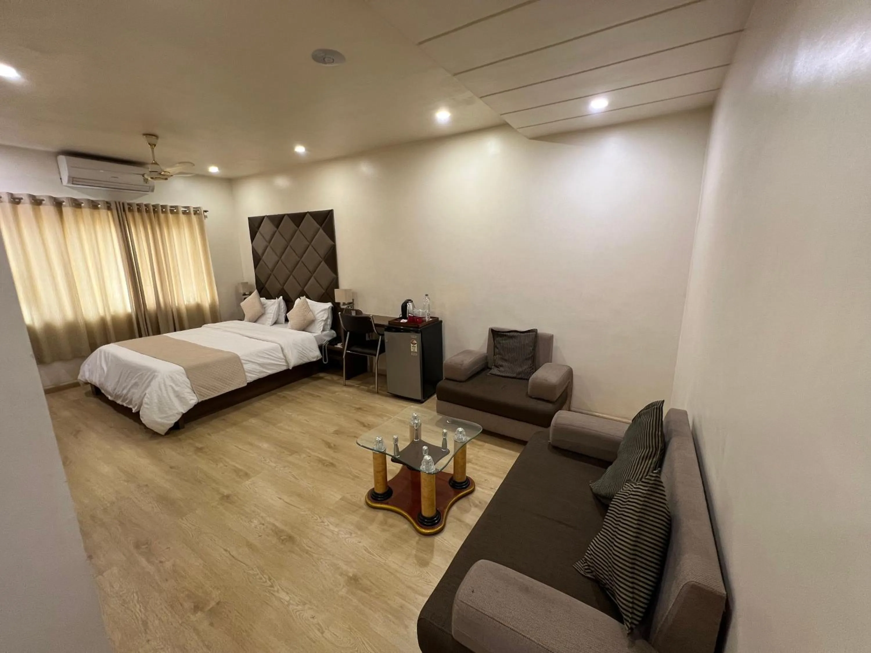 Bedroom, Bed in Hotel The Evergrand Palace