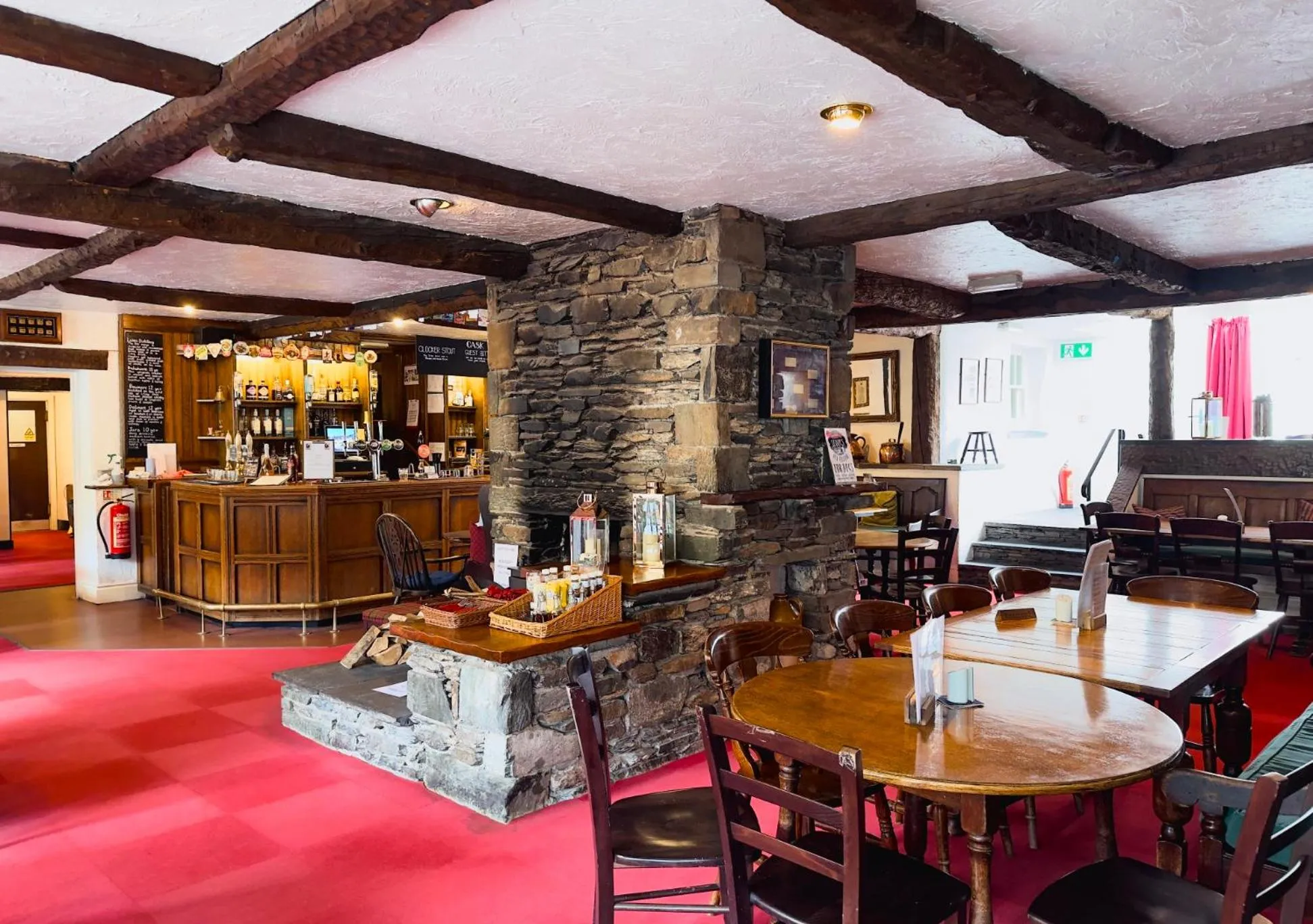 Restaurant/places to eat in Skelwith Bridge Hotel