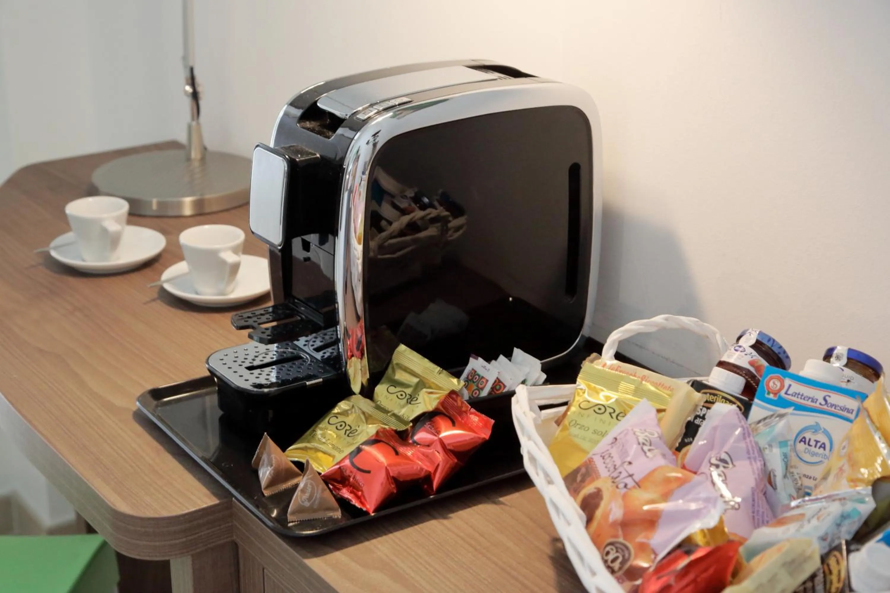 Coffee/tea facilities in Privilege Apartments
