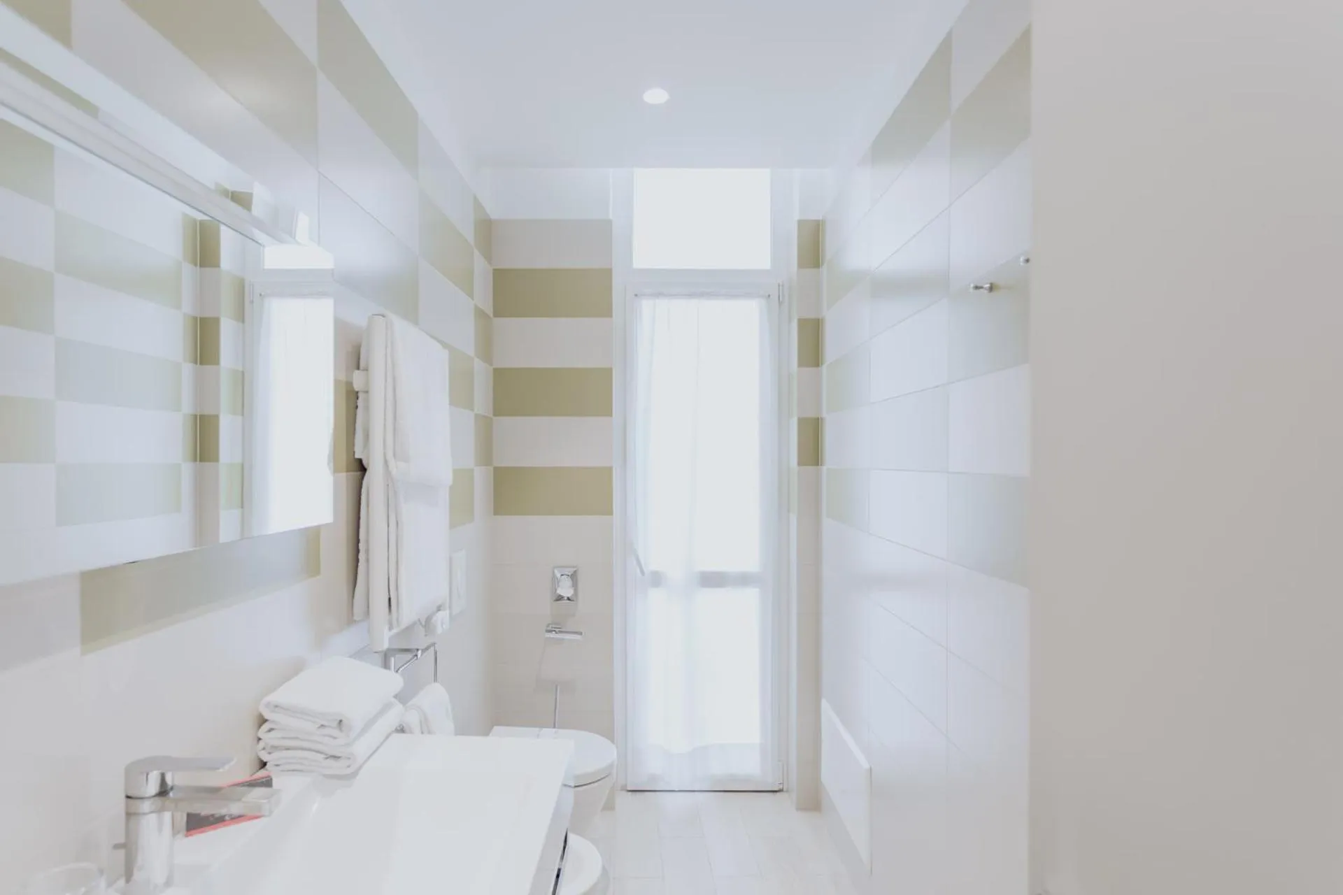 Shower in Privilege Apartments