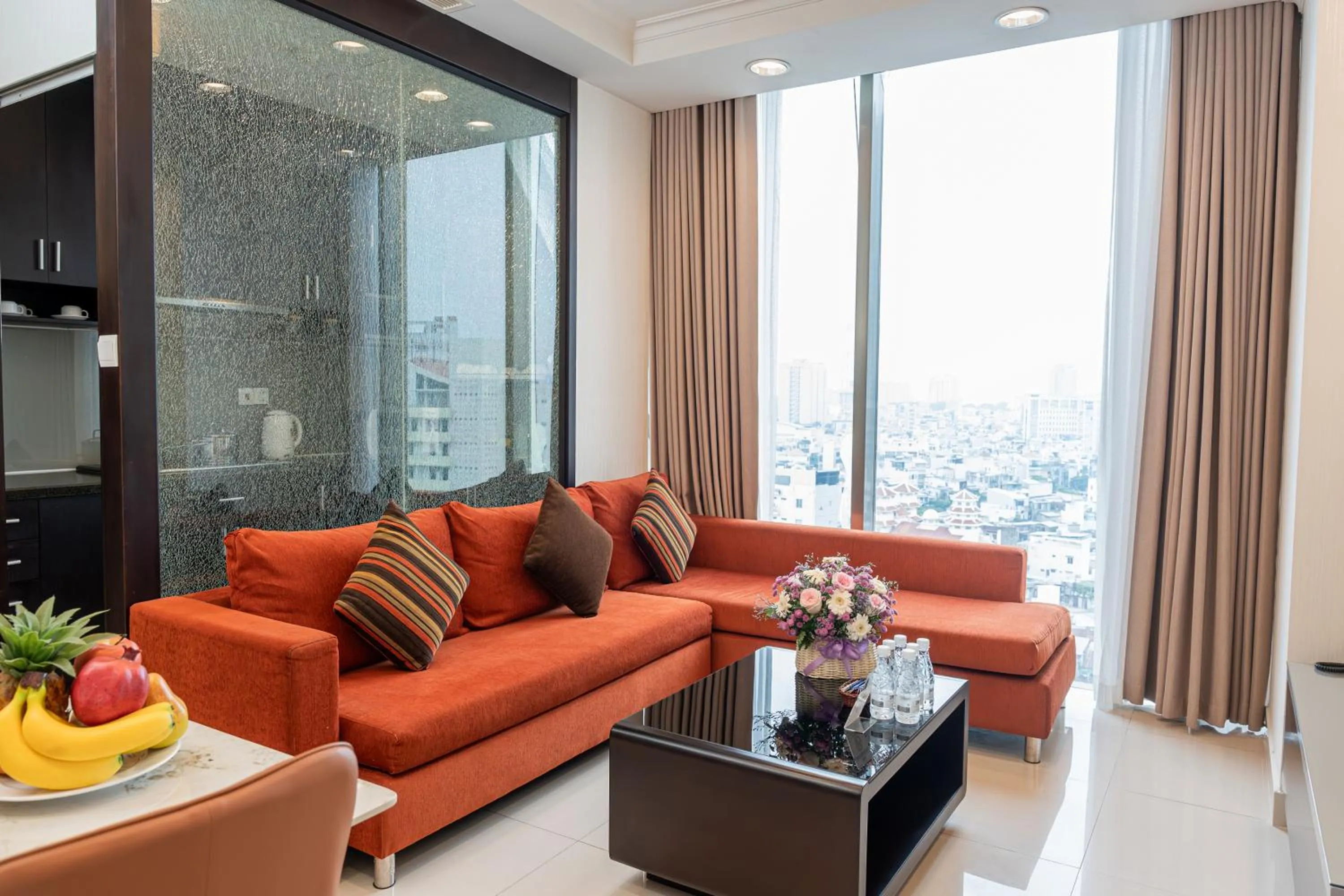 Living room in Mayfair Suites