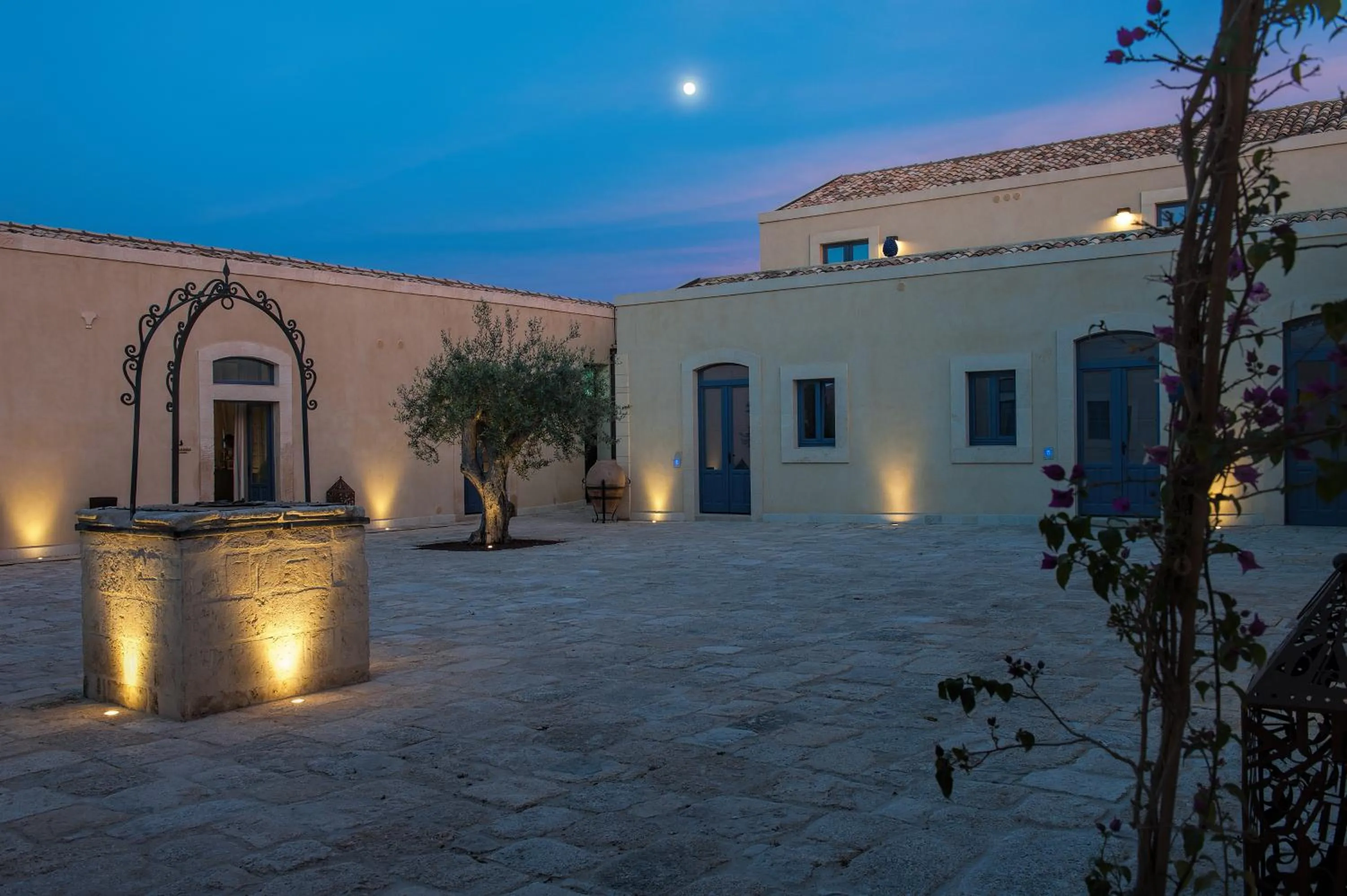 Facade/entrance in Masseria Della Volpe