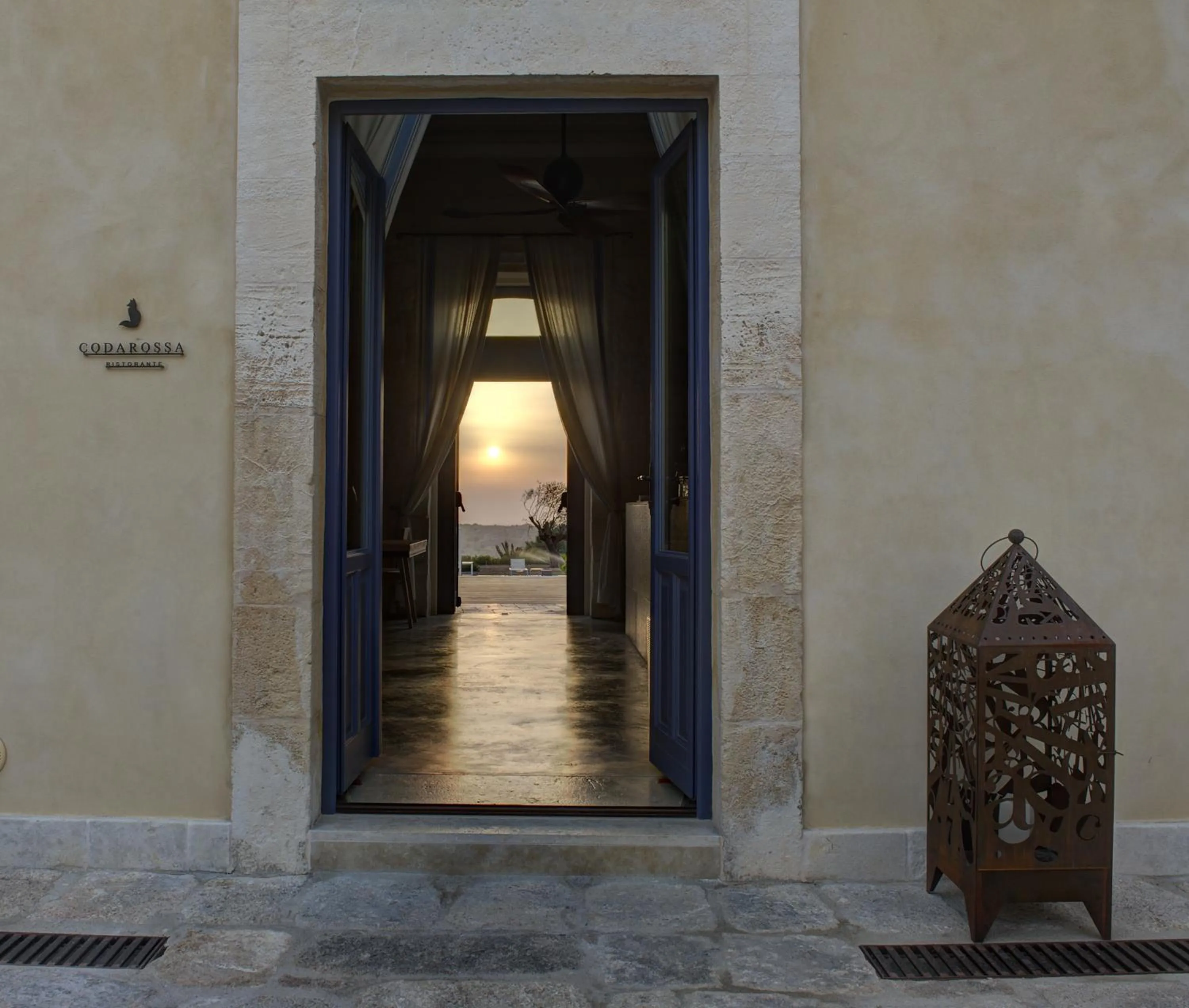 Decorative detail in Masseria Della Volpe