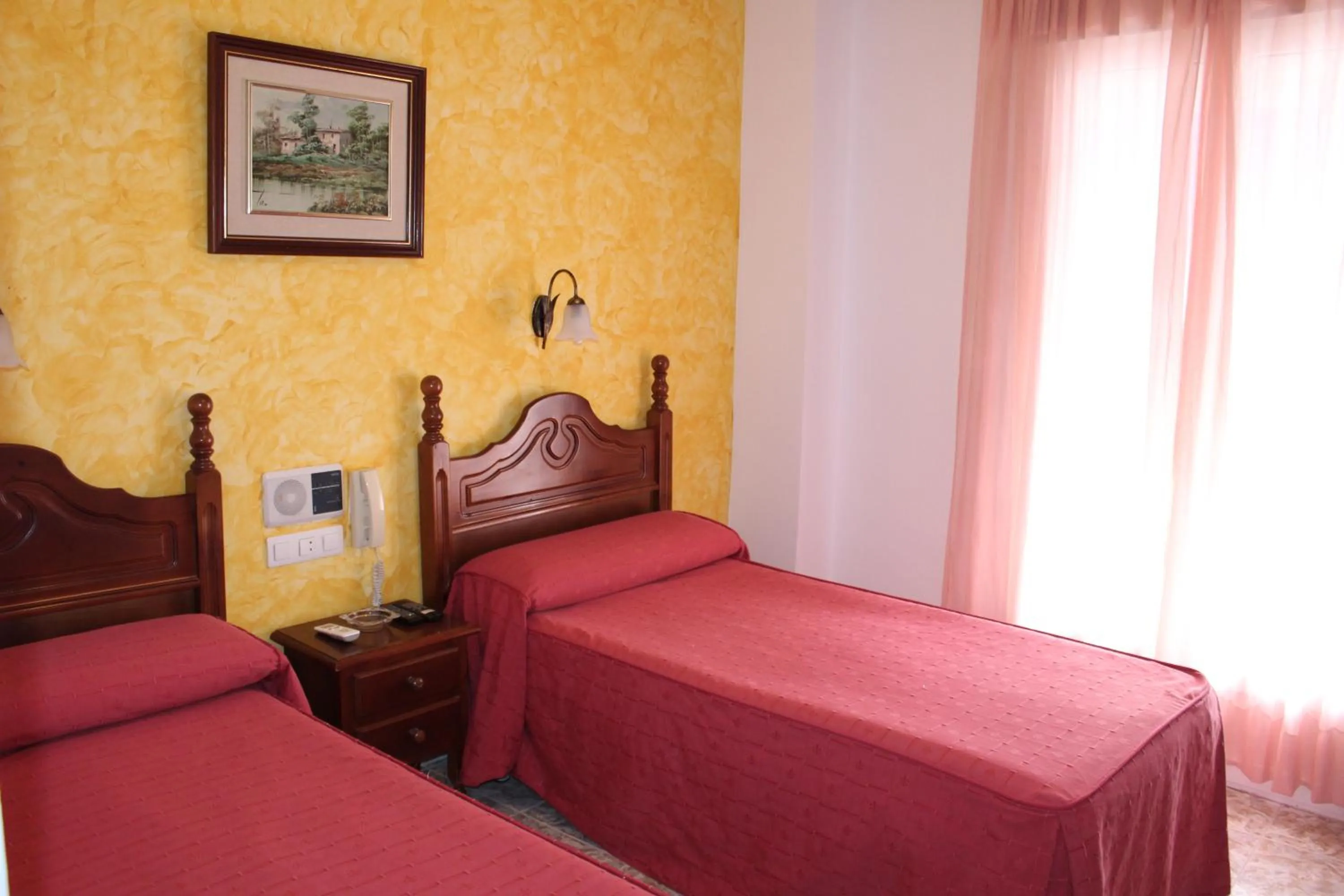 Bedroom, Bed in Hotel Doña Carmen