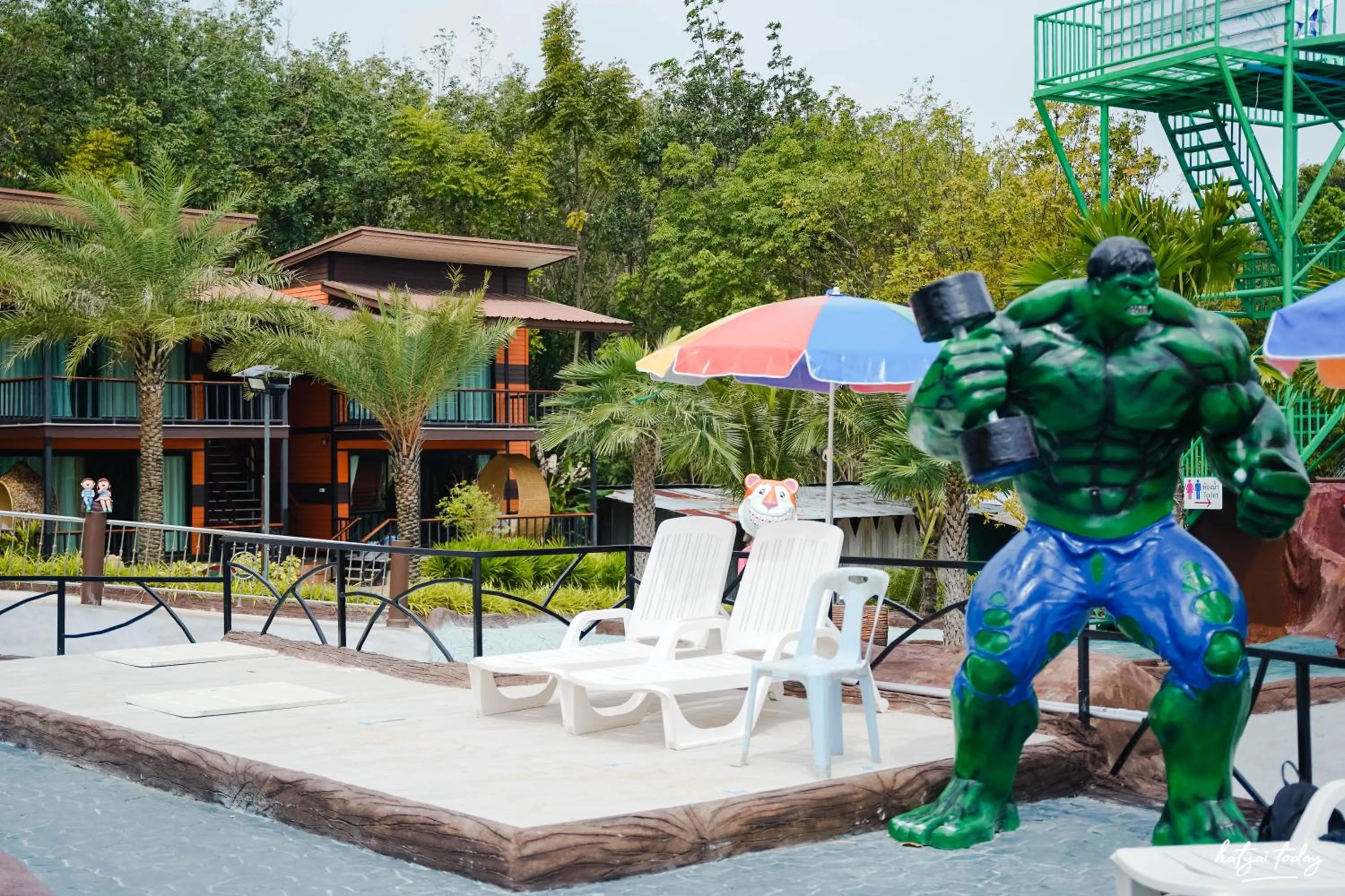 Property building in Chomview Lanta Water Park Resort