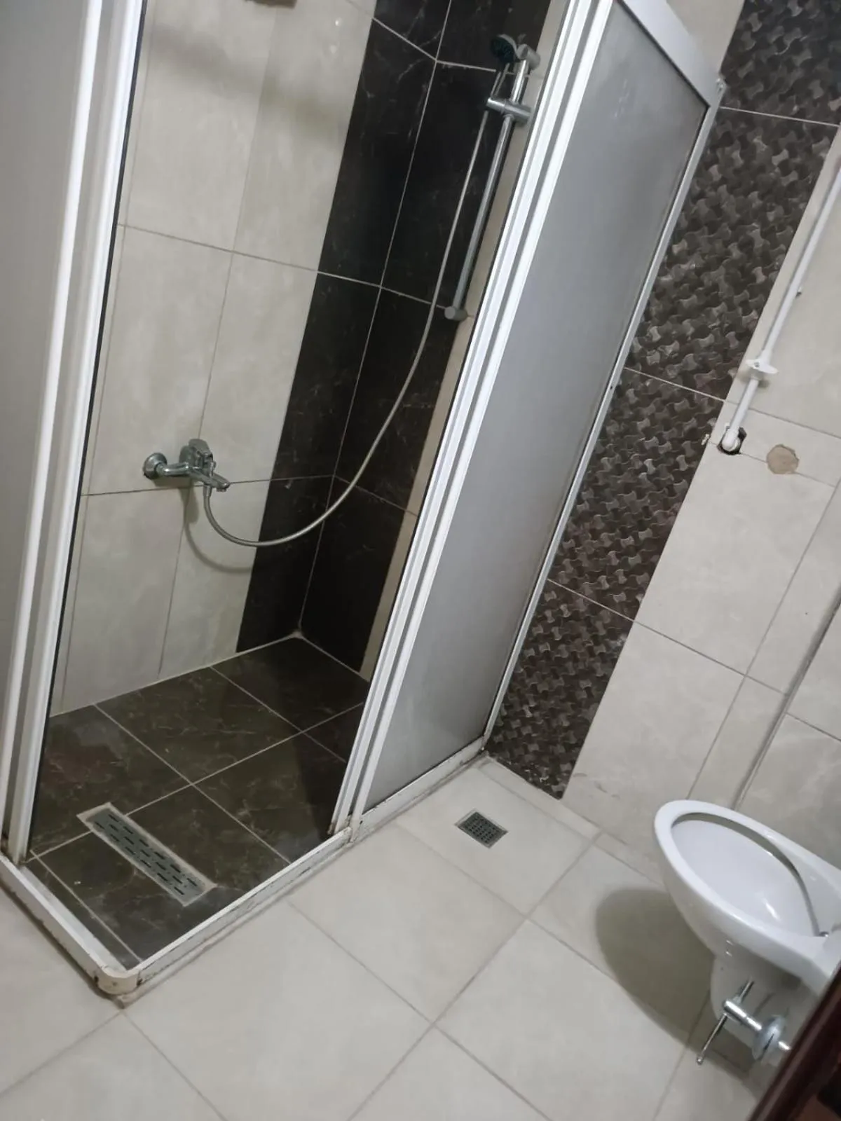 Shower in Kule Apart