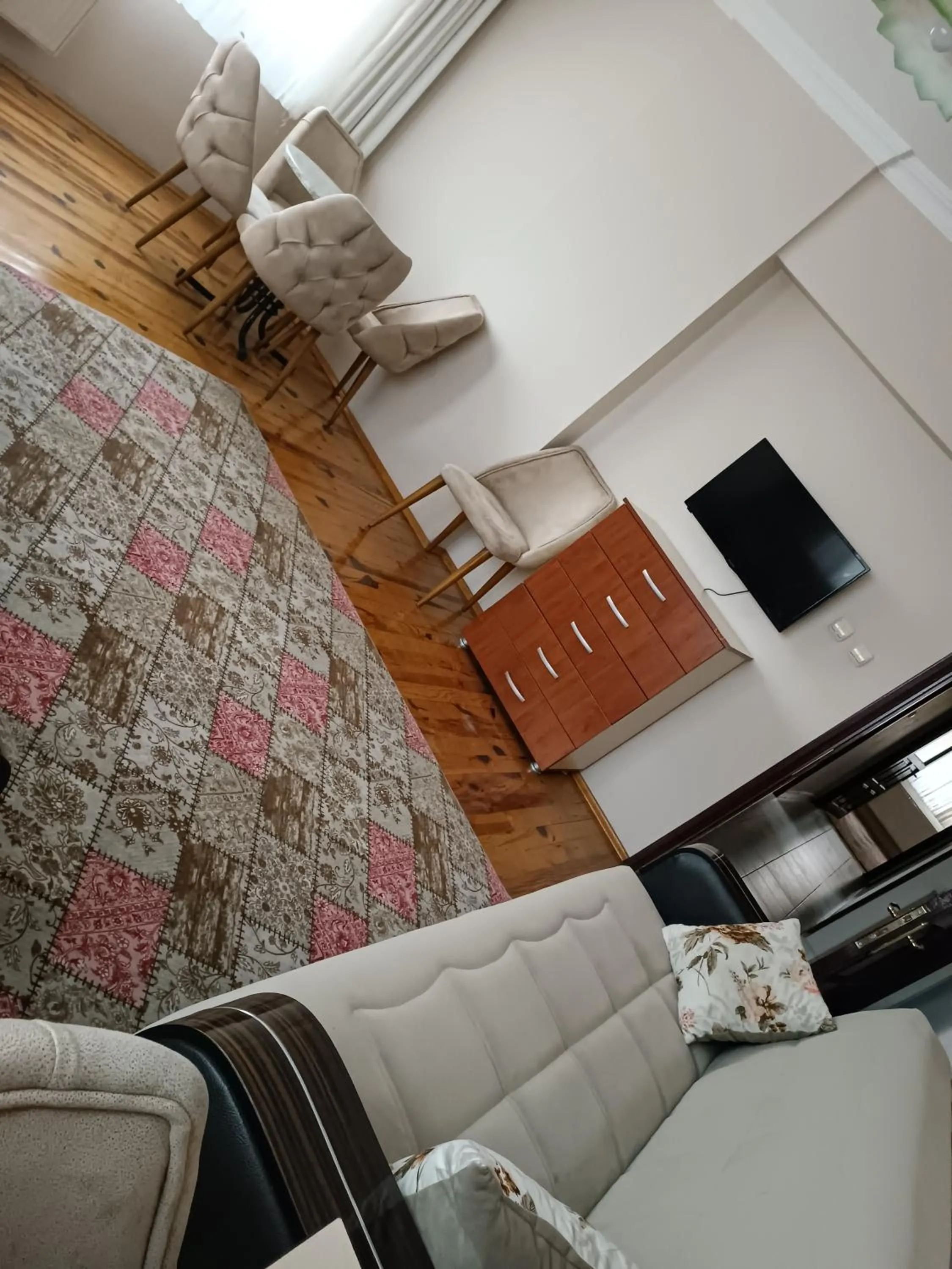 TV and multimedia in Kule Apart