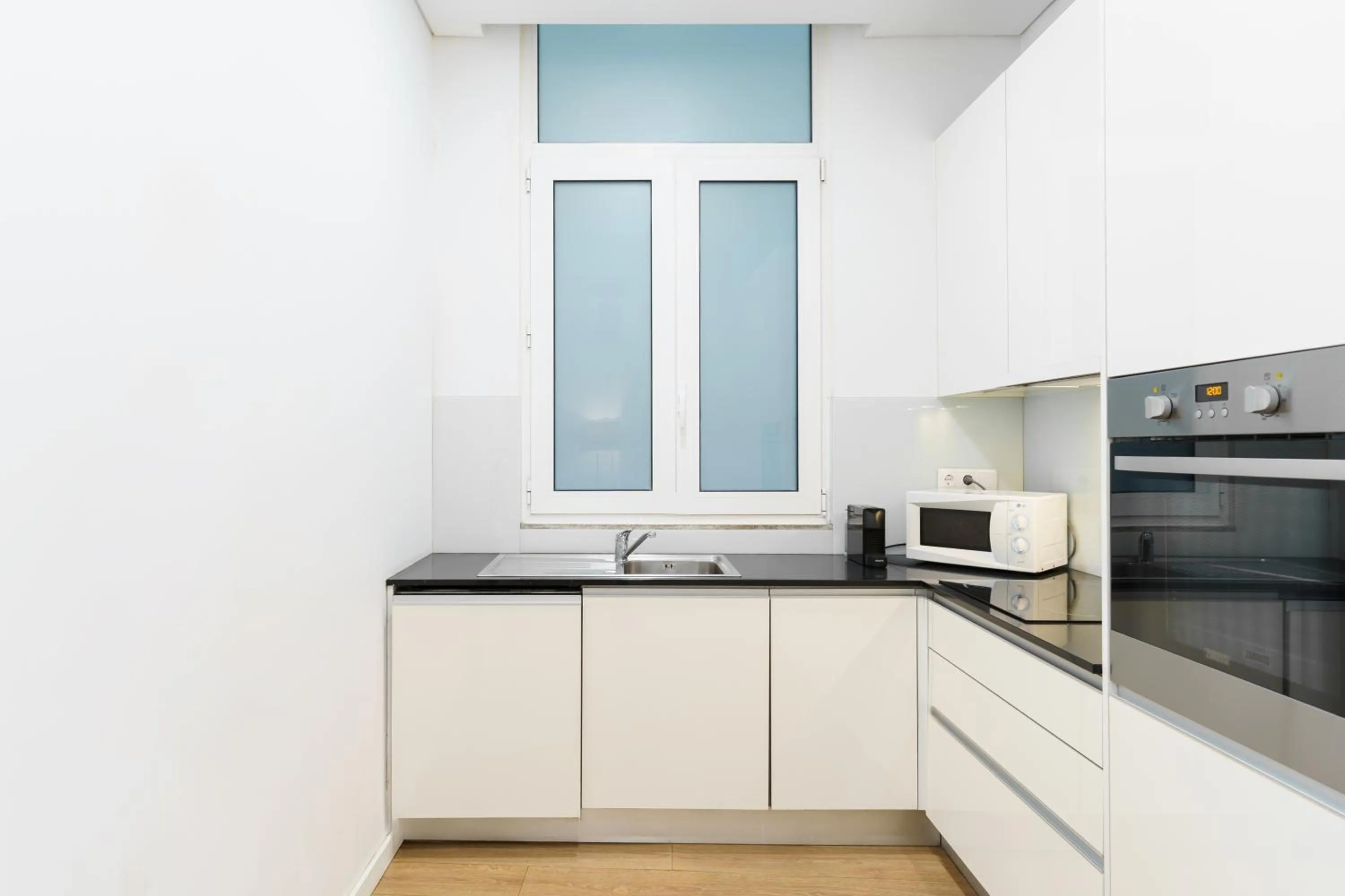 stove in Feel Porto Historical Apartments