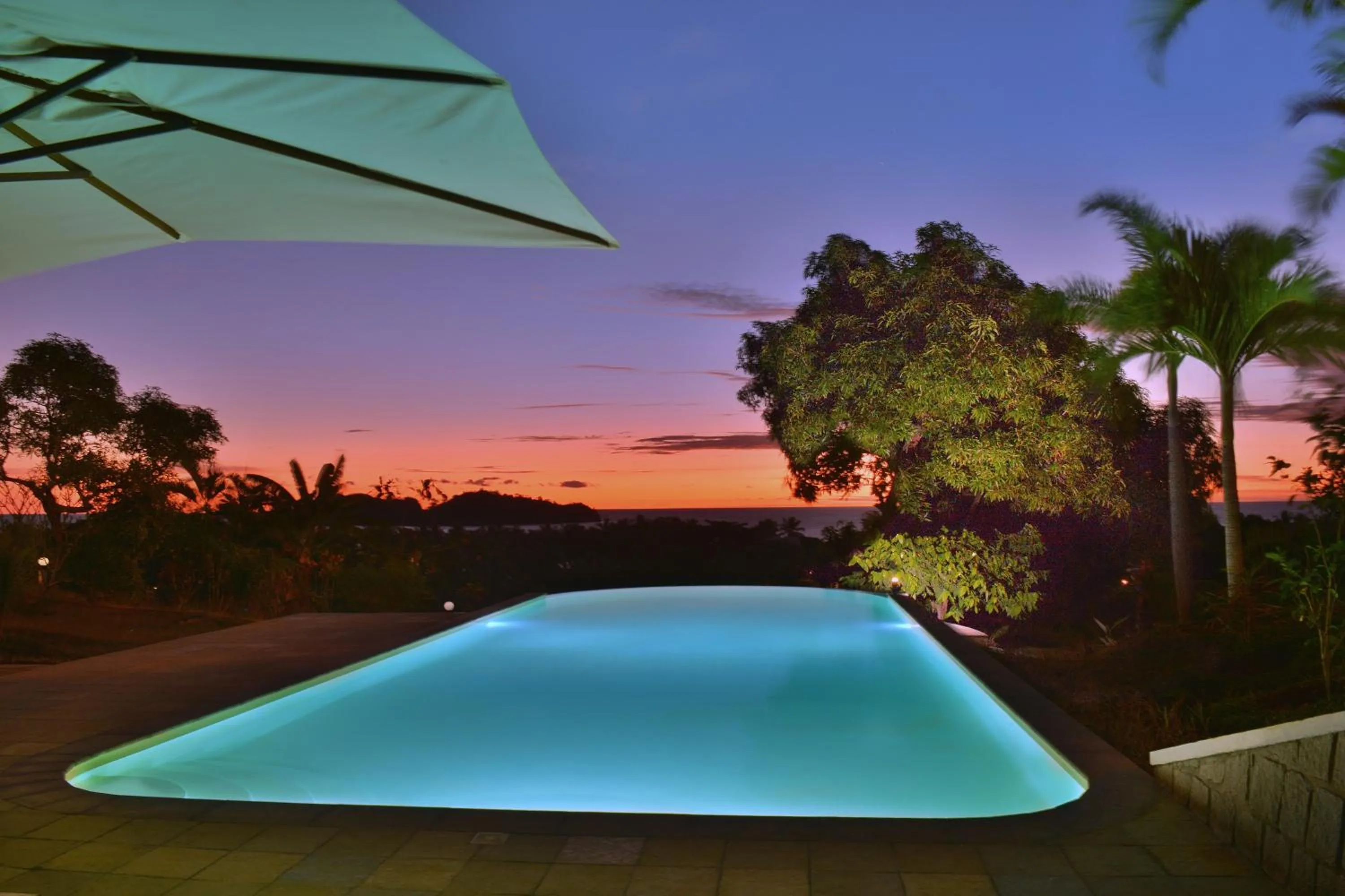 Swimming pool in Hotel Mahita Tsara