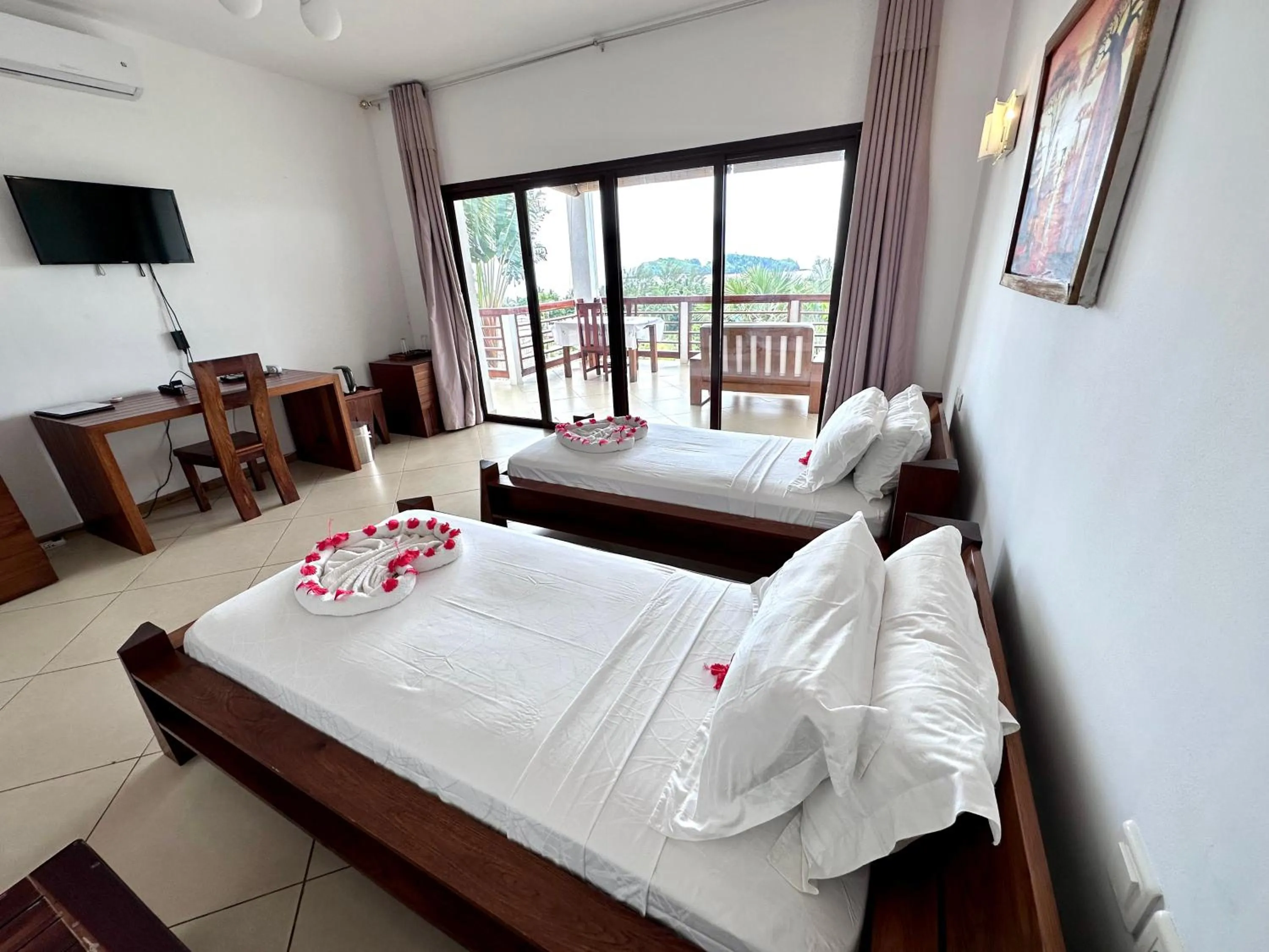 Bedroom, Bed in Hotel Mahita Tsara