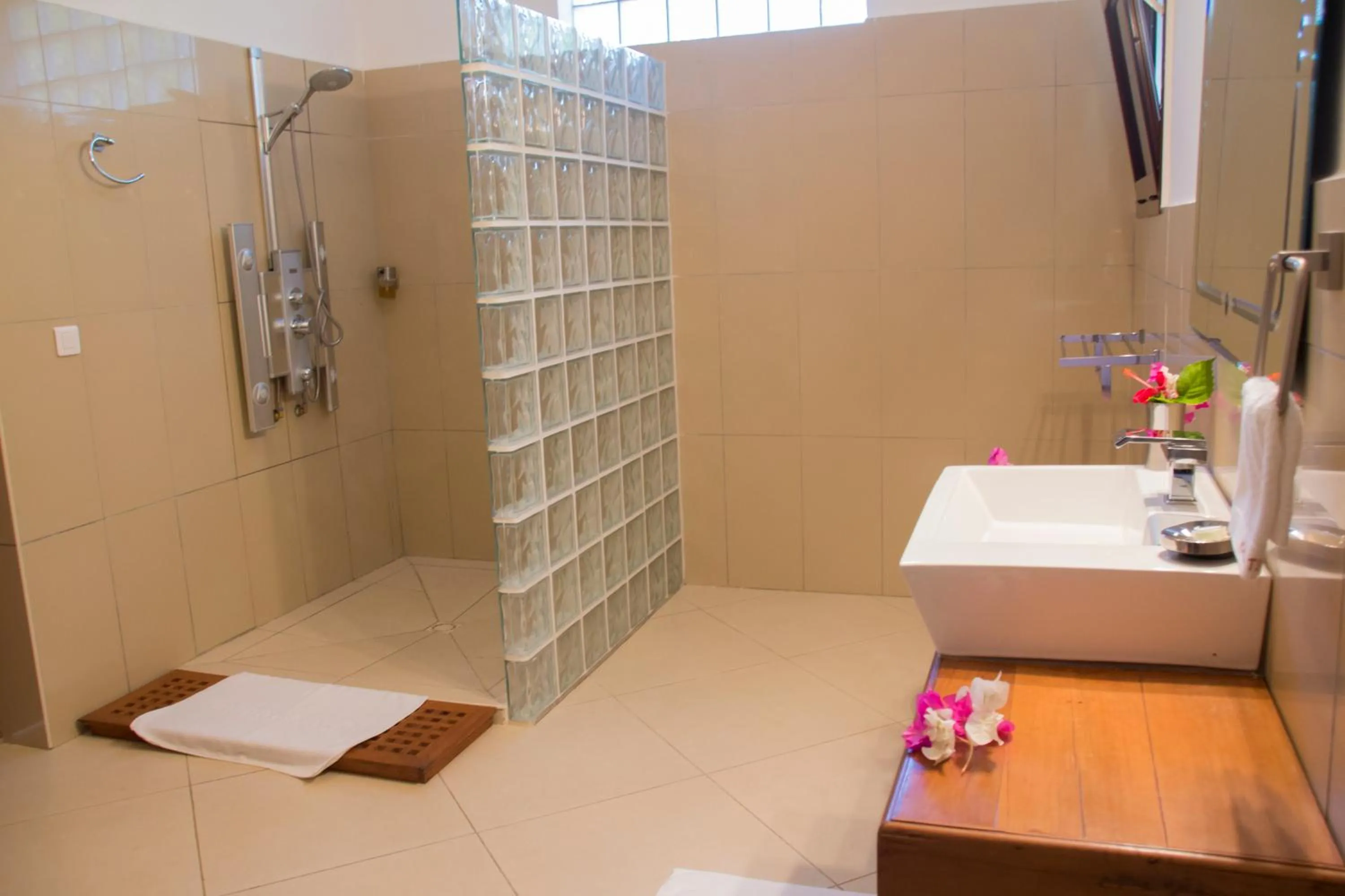 Bathroom in Hotel Mahita Tsara