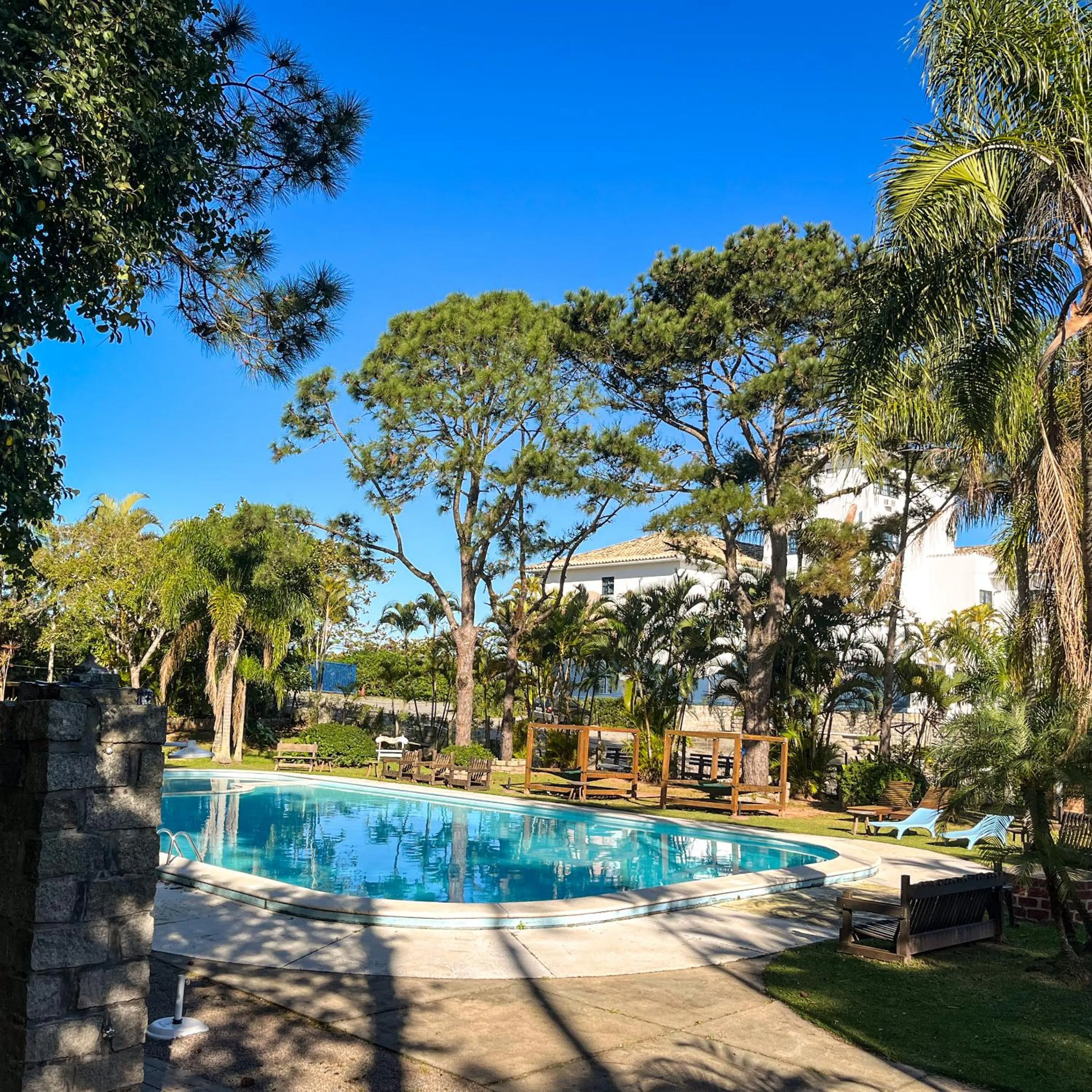 Pool view in Praia Mole Hotel