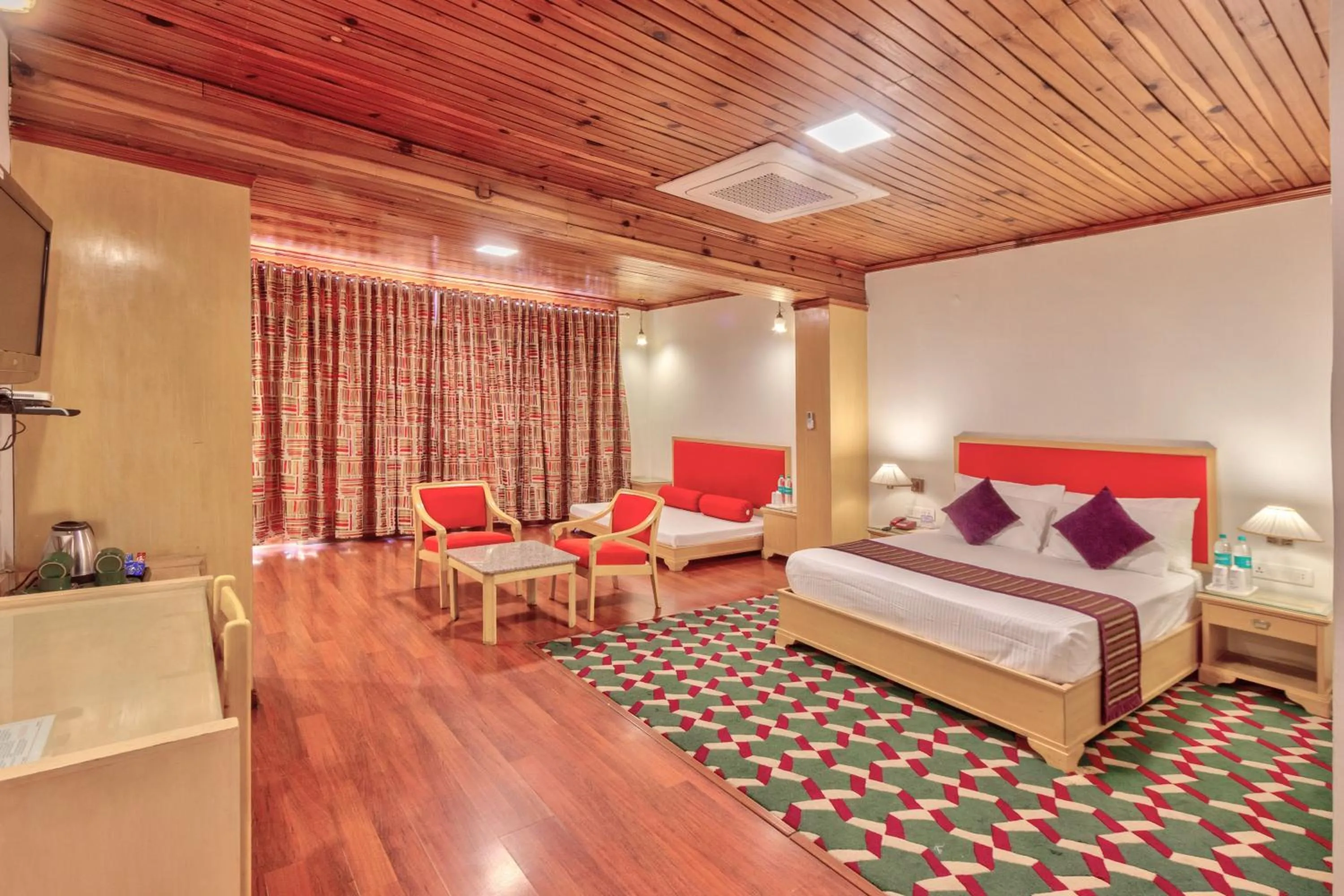 Bed in Shingar Regency