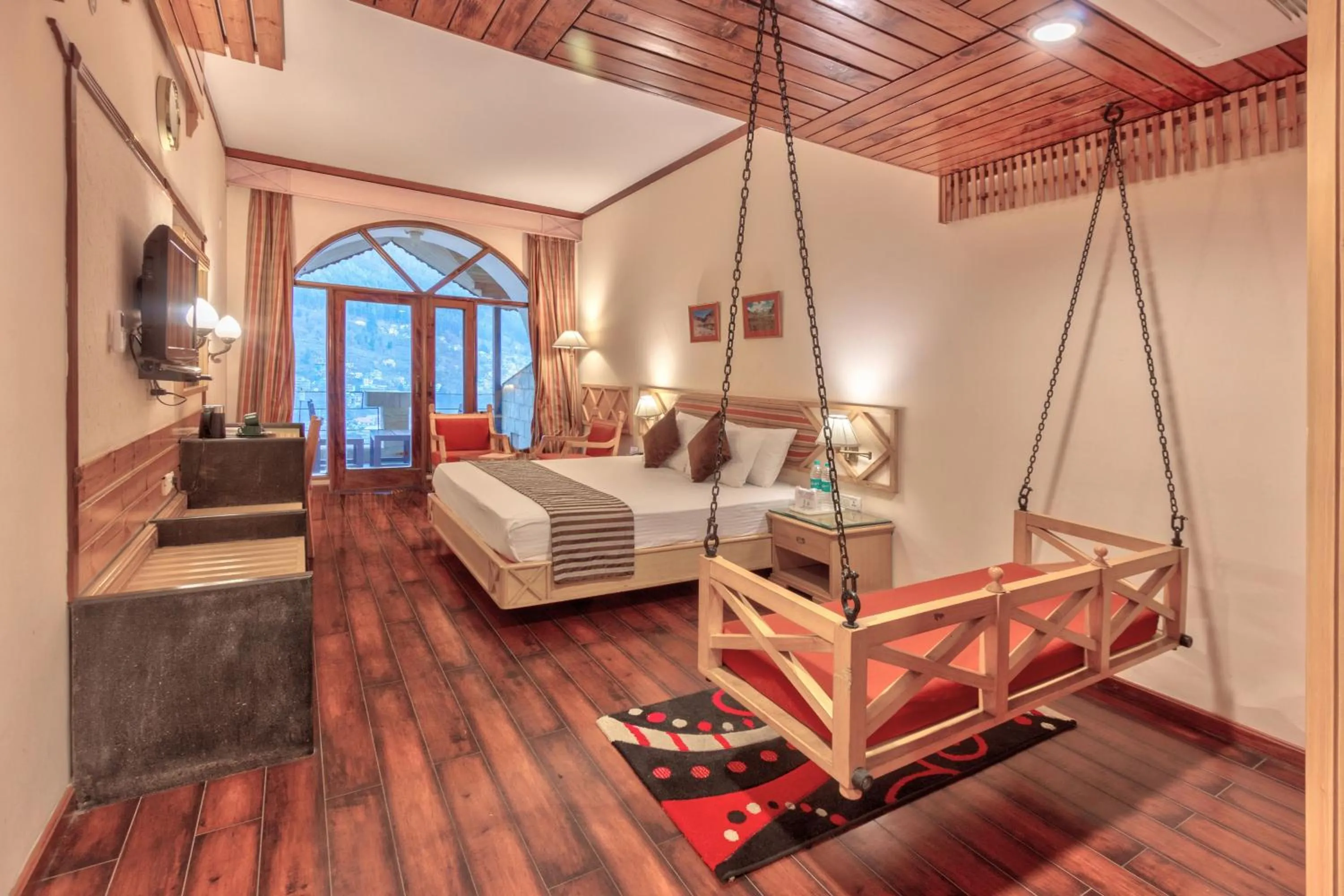 Bed in Shingar Regency