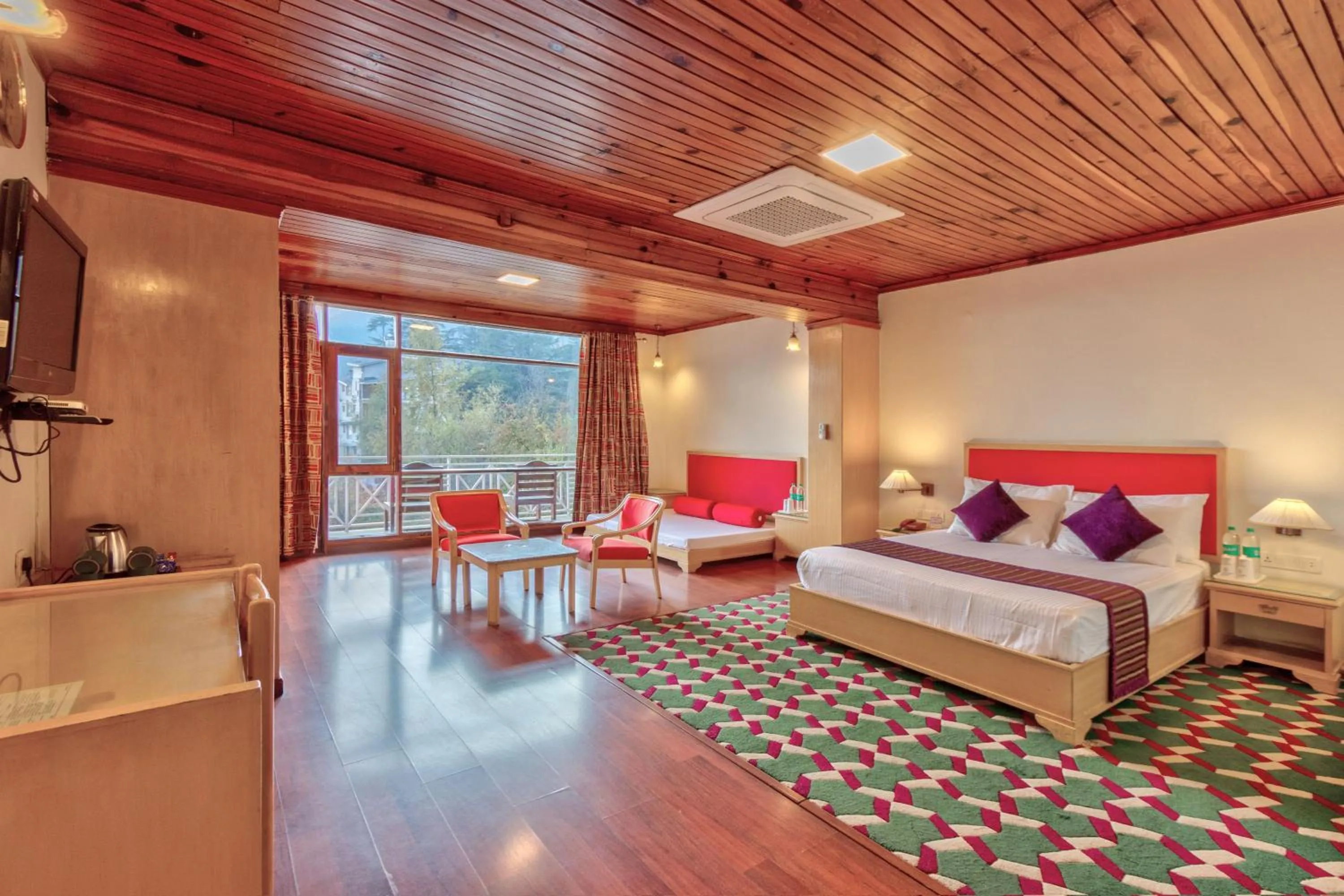 Bed in Shingar Regency