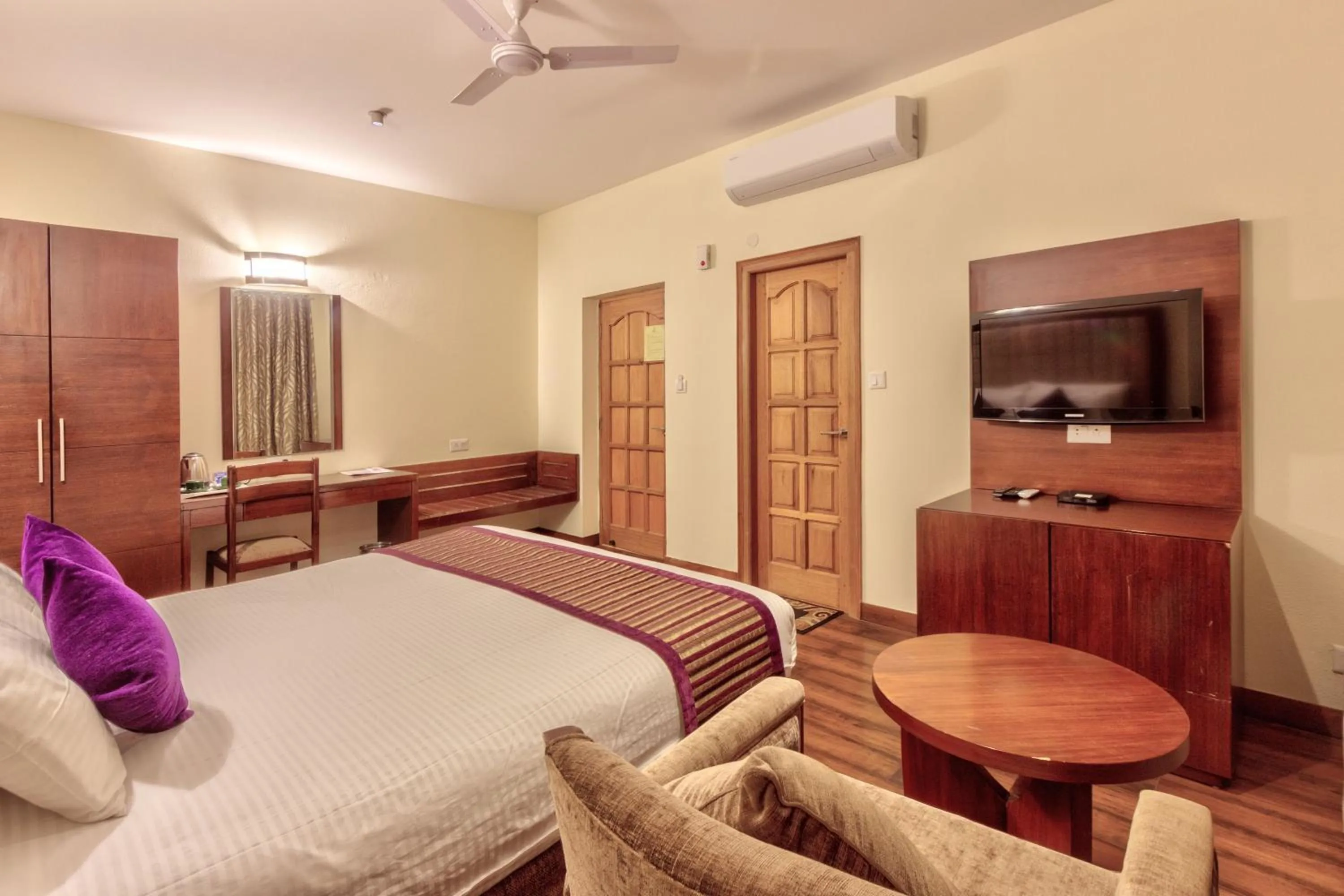 Bed in Shingar Regency