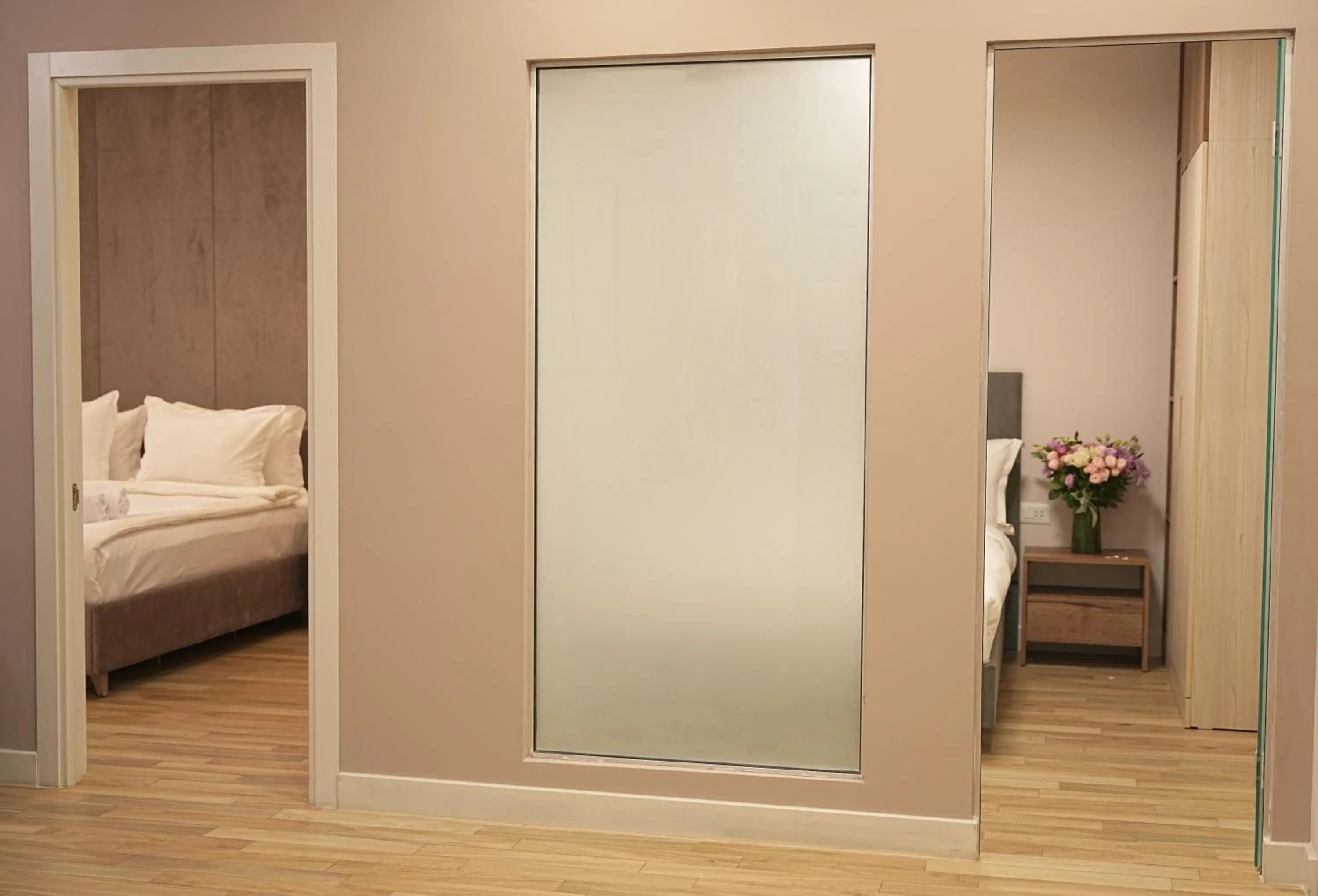 Bed in Sweet Home Deluxe Apart-Hotel