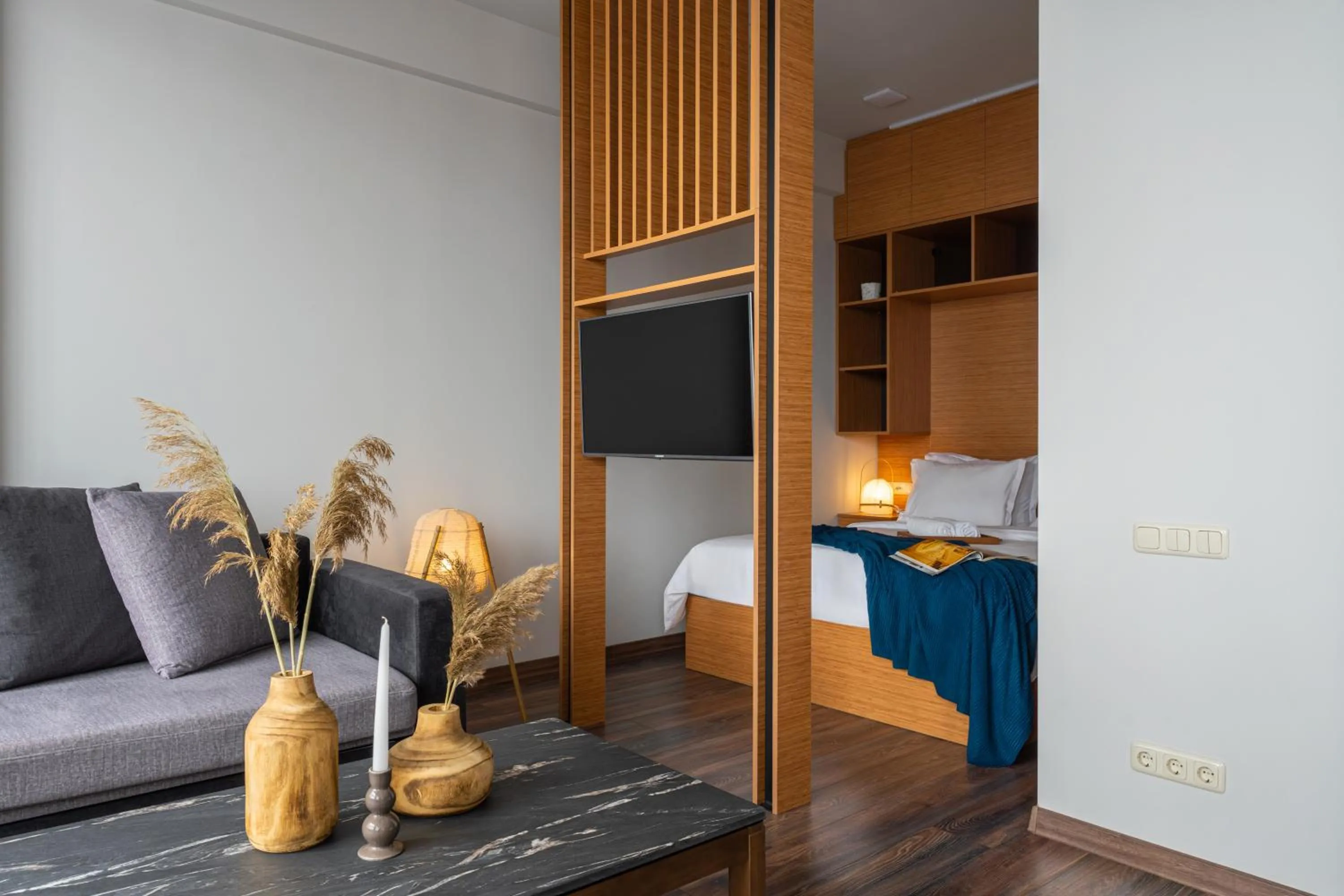 Bed in Sweet Home Deluxe Apart-Hotel