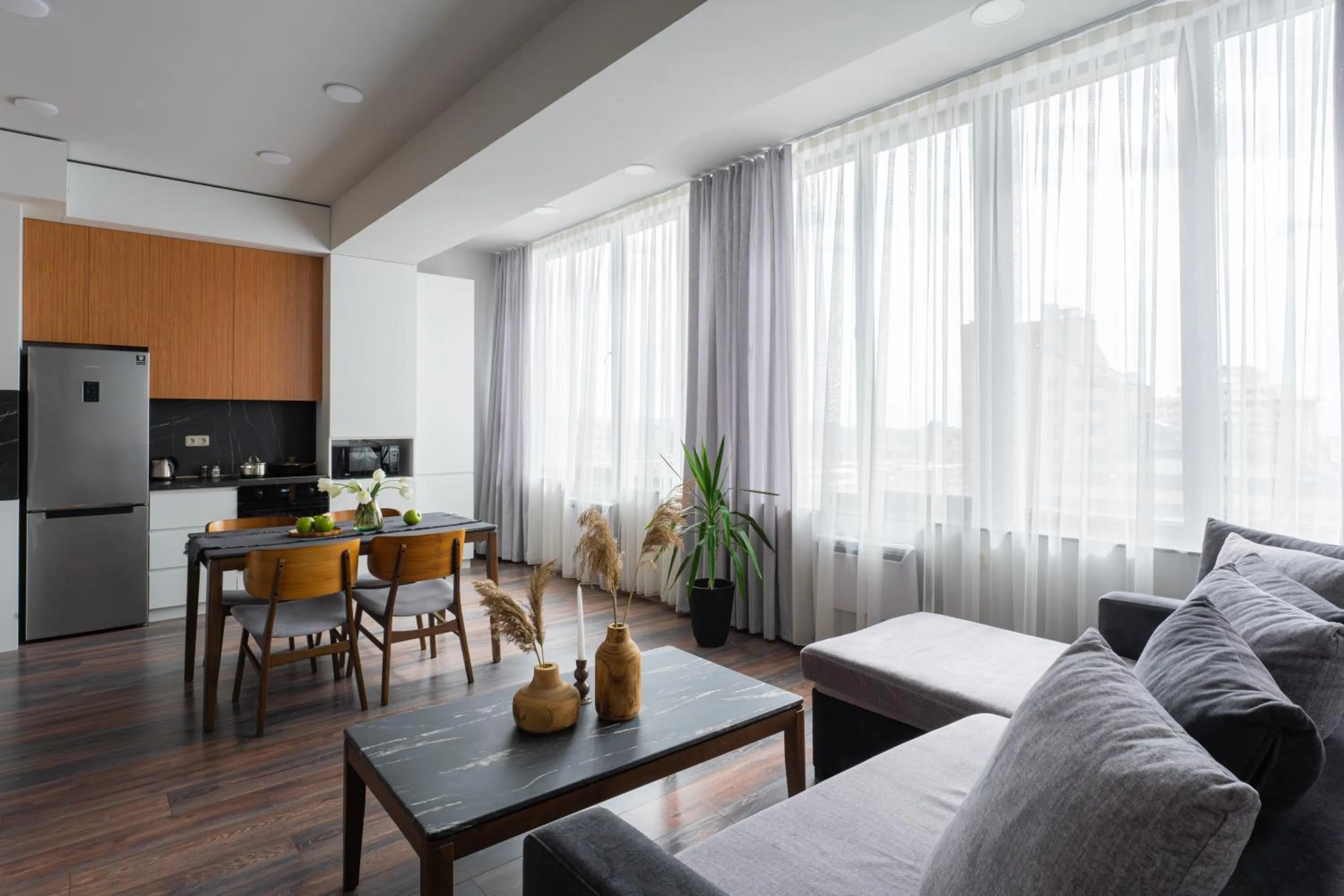 TV and multimedia in Sweet Home Deluxe Apart-Hotel