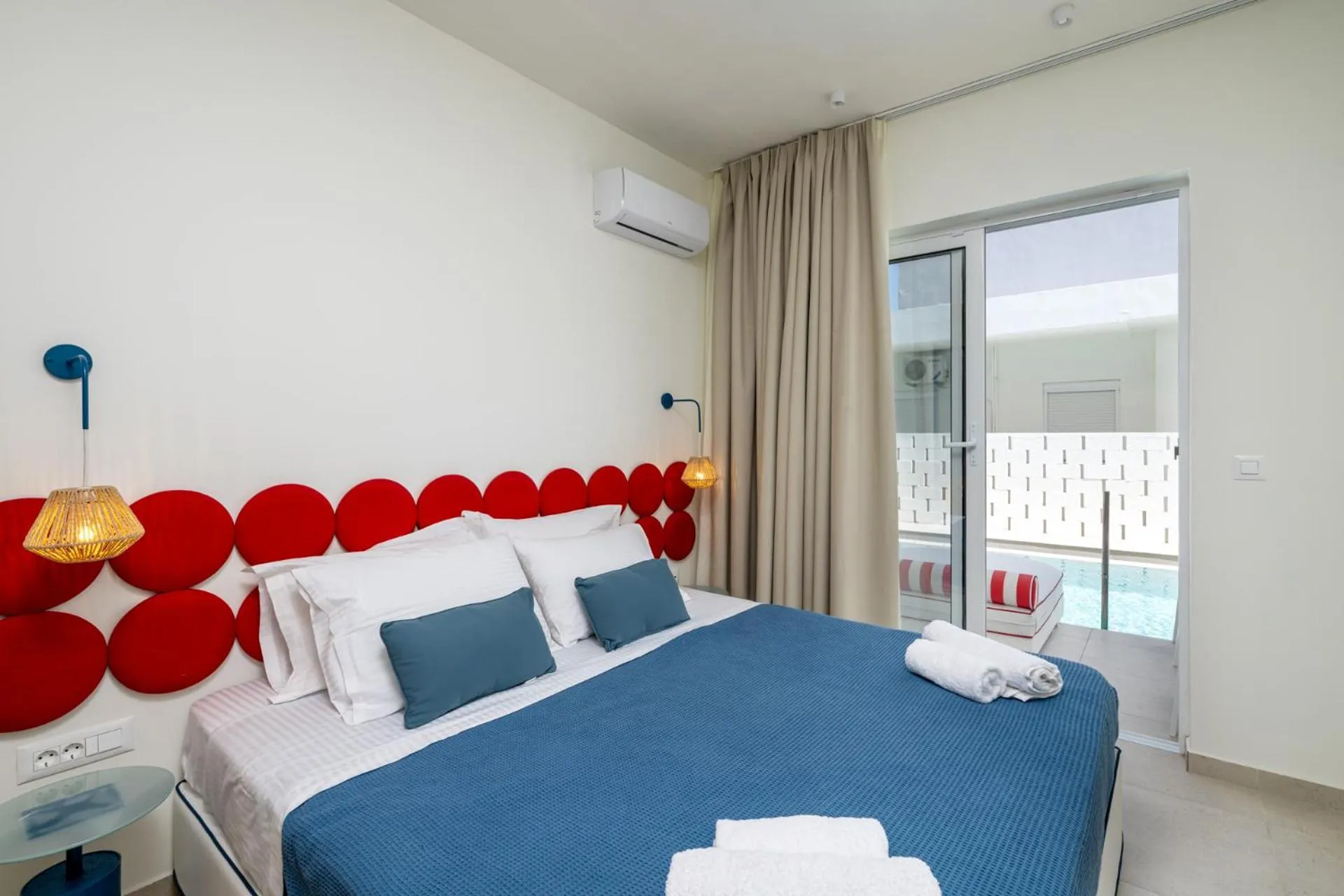 Bed in Patricia Suites