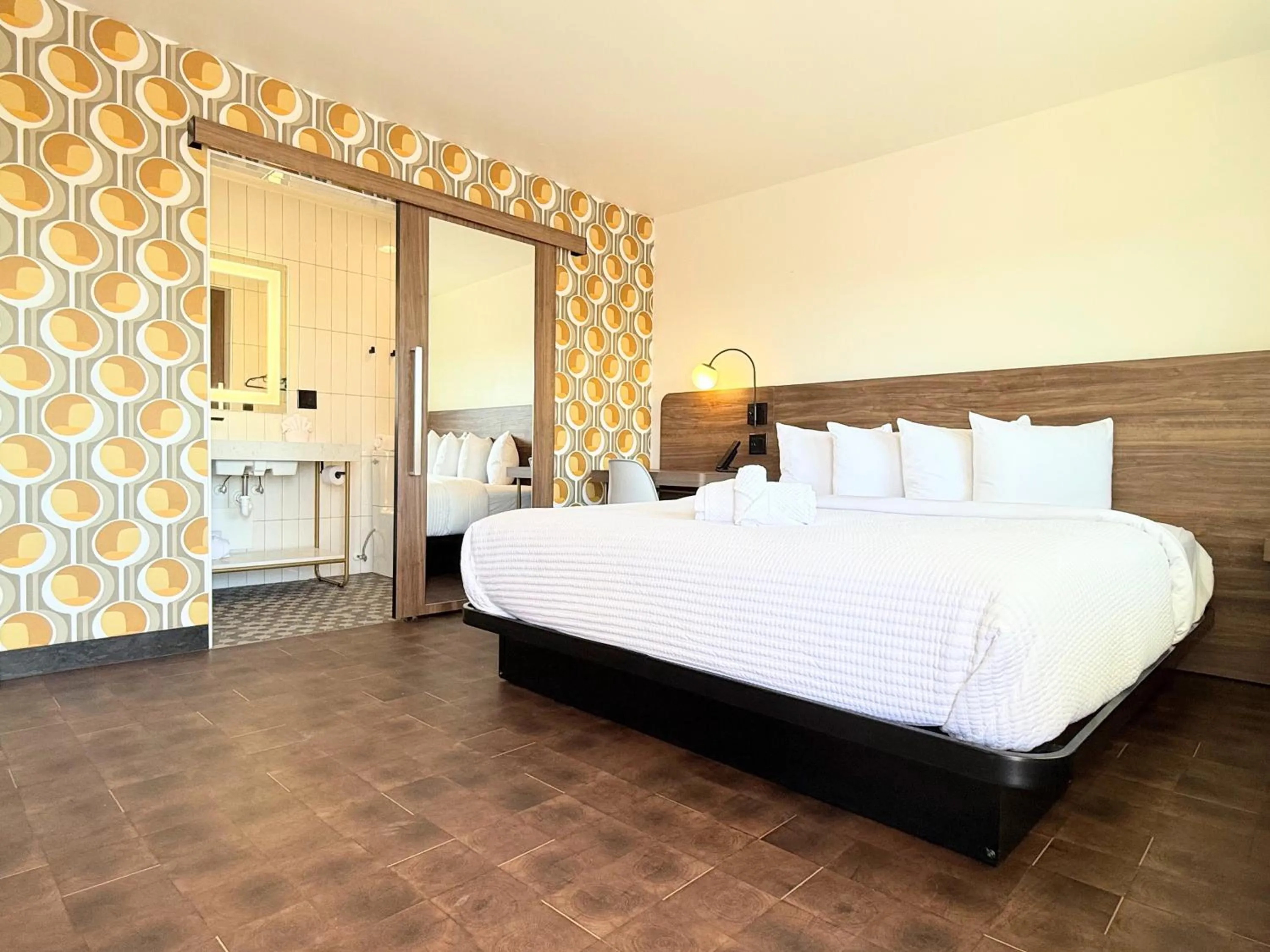 Bed in The Alice Hotel