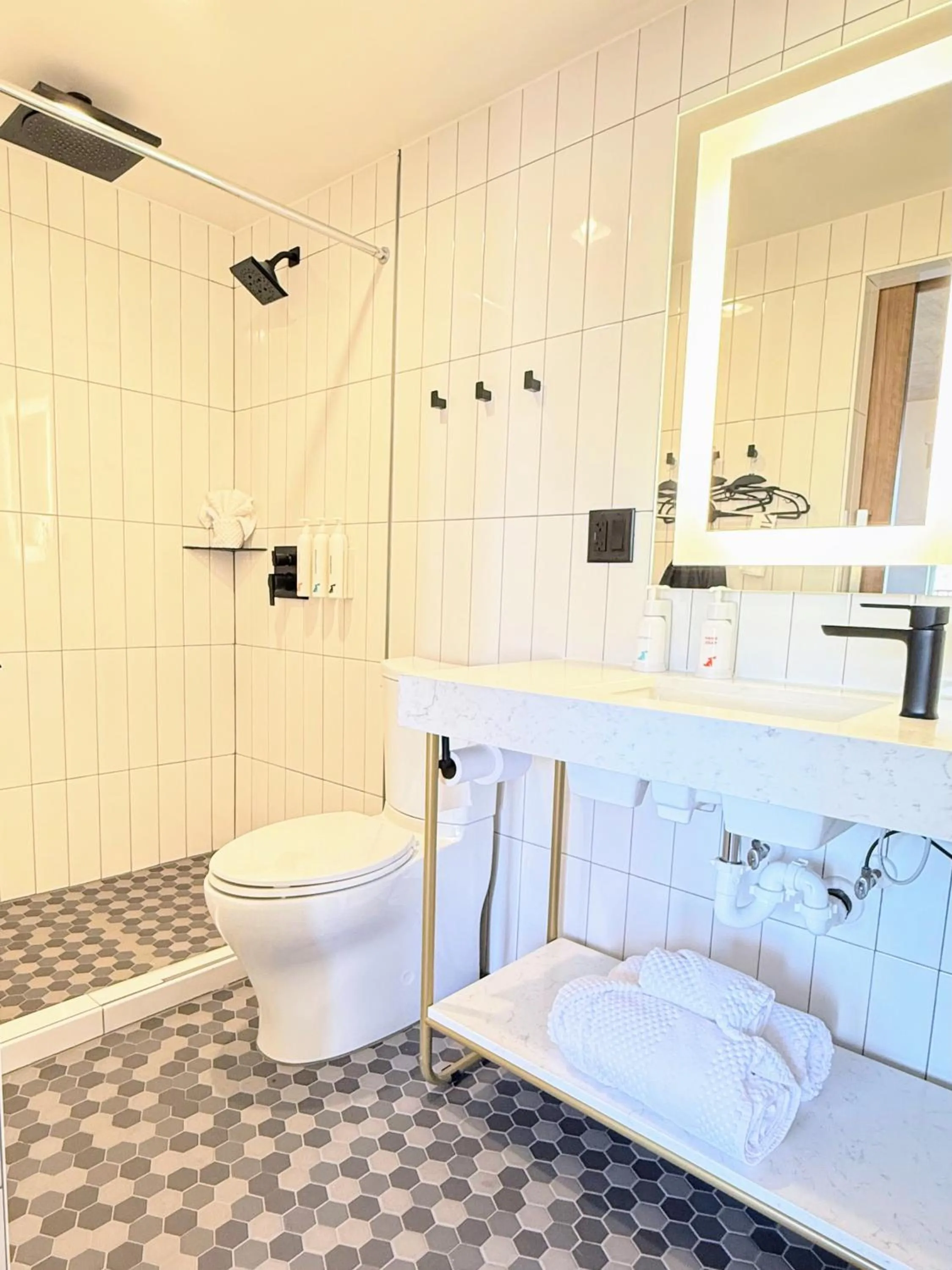 Shower in The Alice Hotel