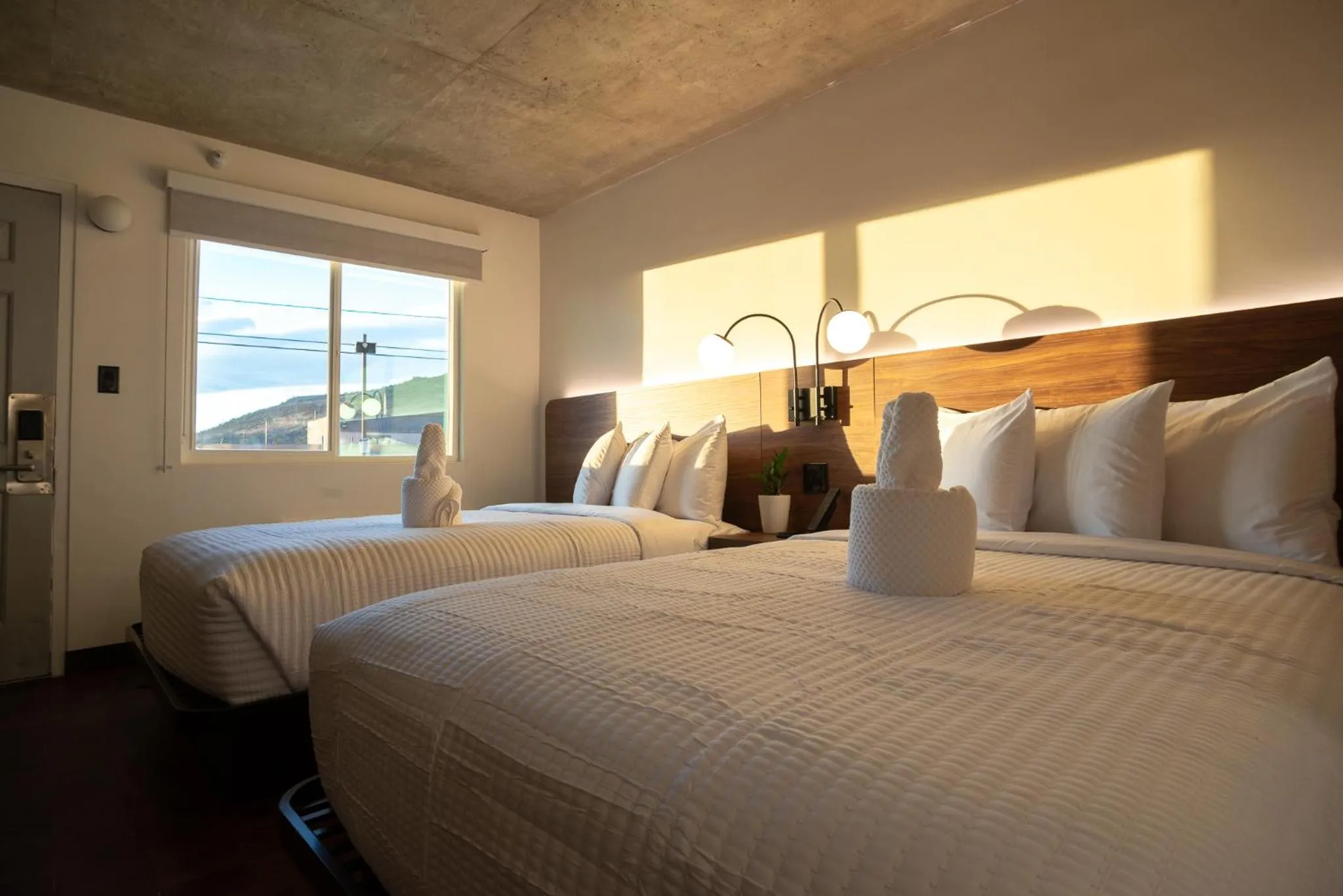 Bed in The Alice Hotel