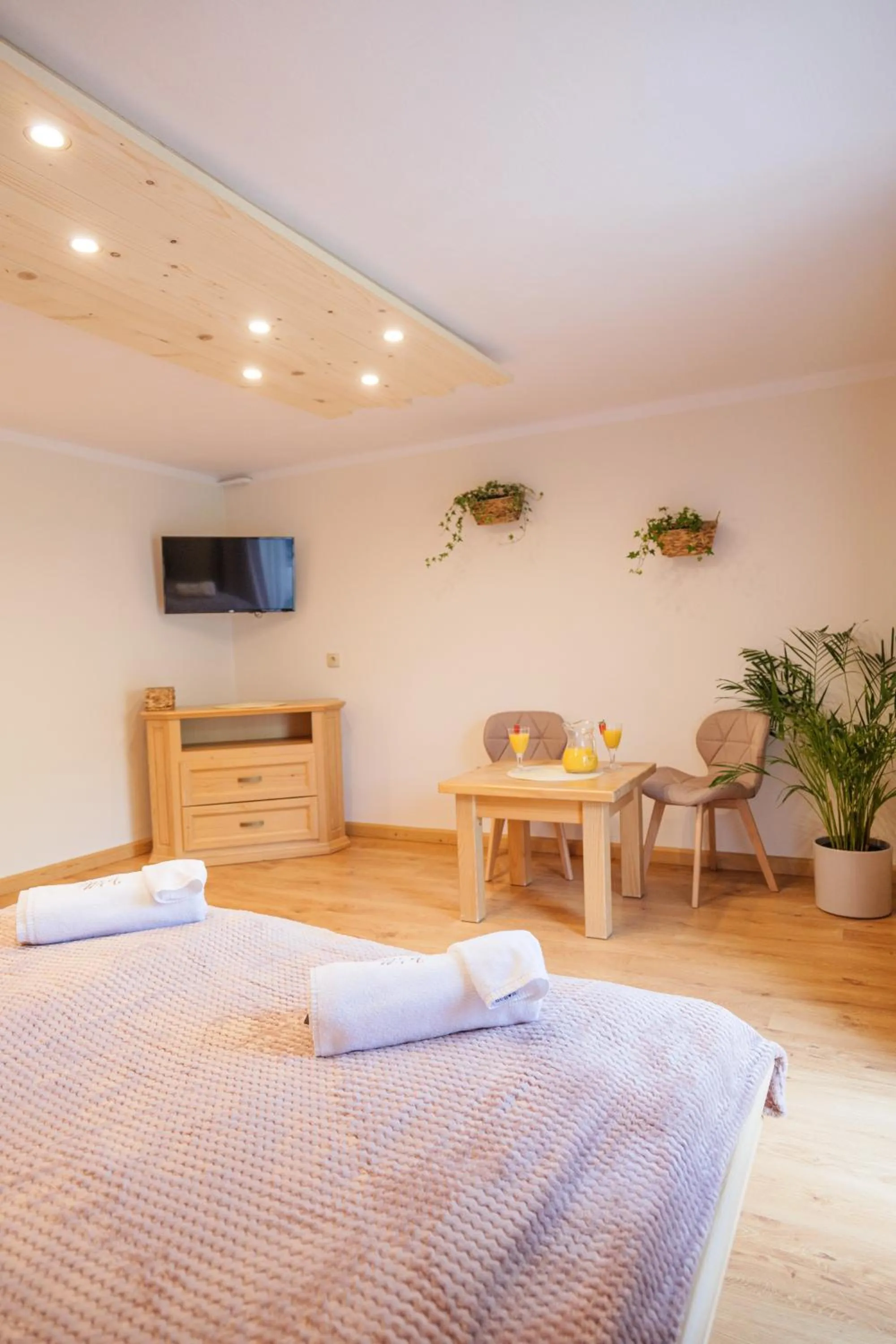 TV and multimedia, Bed in Willa jak u Babci