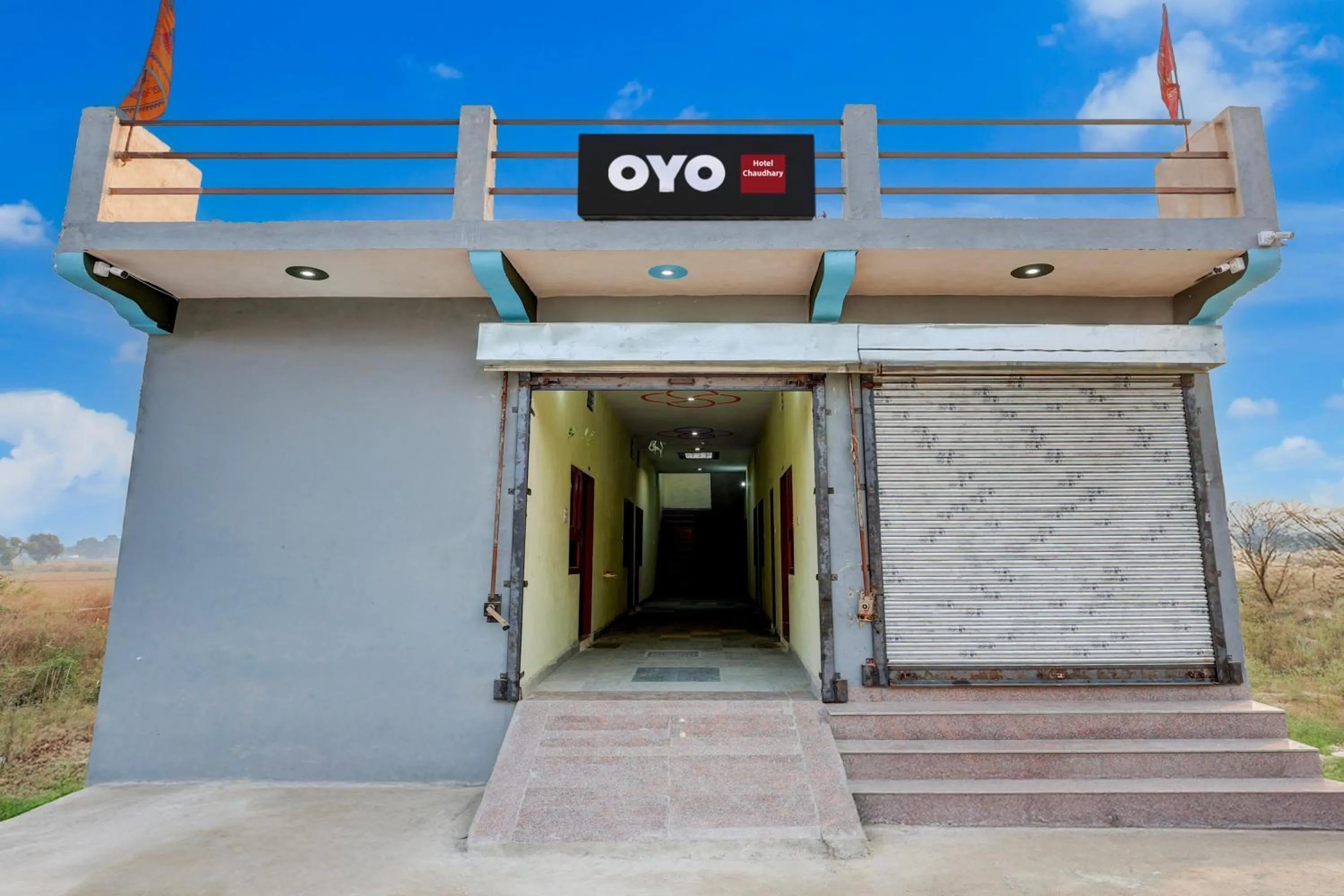 Facade/entrance in Hotel O Chaudhary Hotel