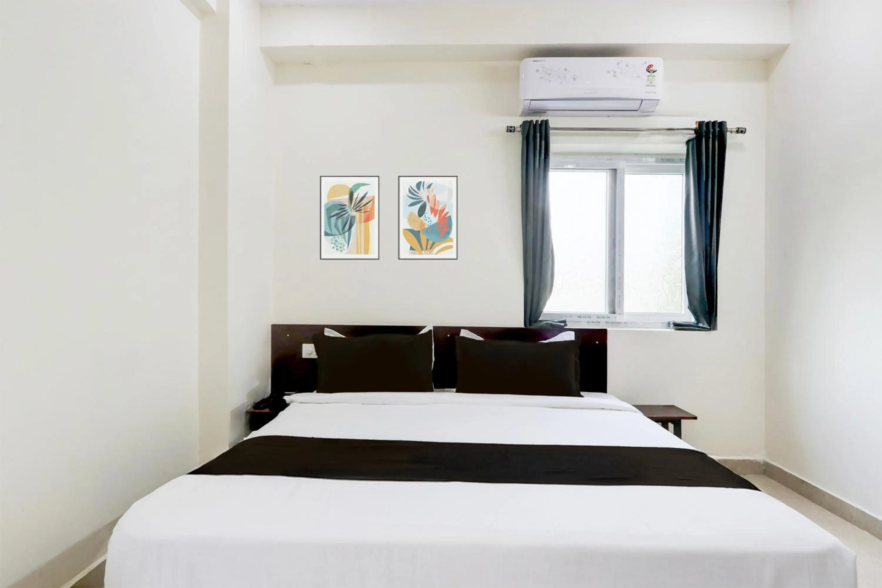 Bedroom, Bed in Hotel O Moon Star